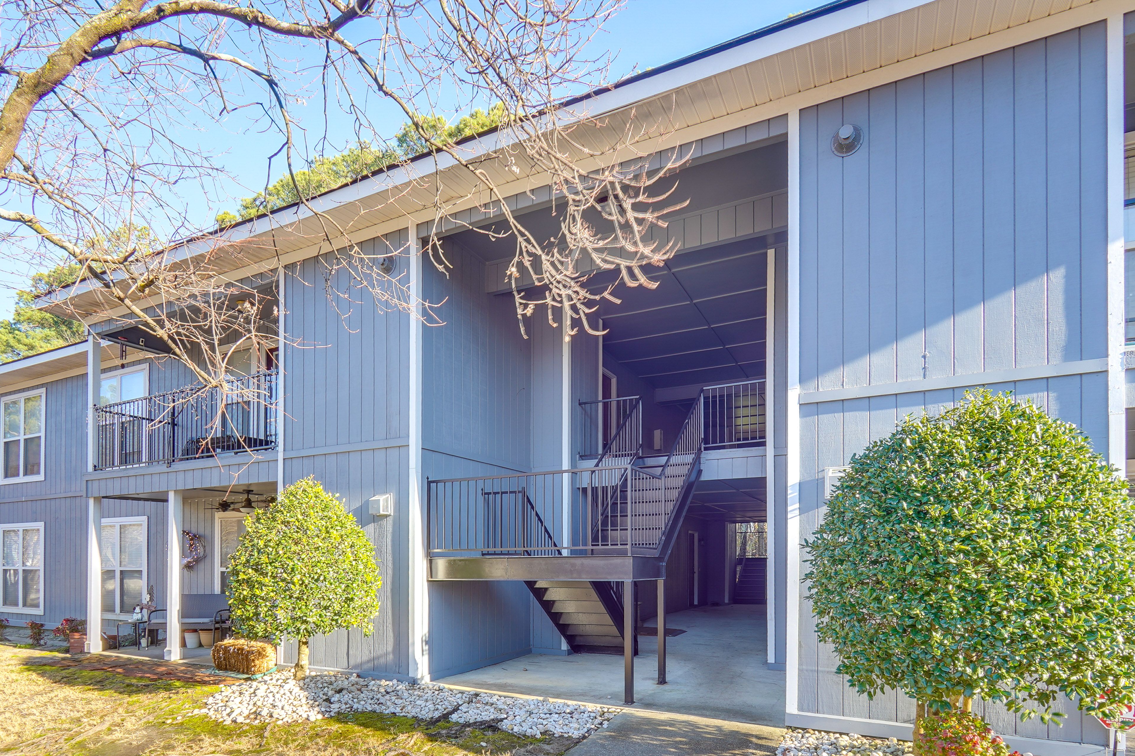 Parking | Community Lot (First-Come, First-Served)