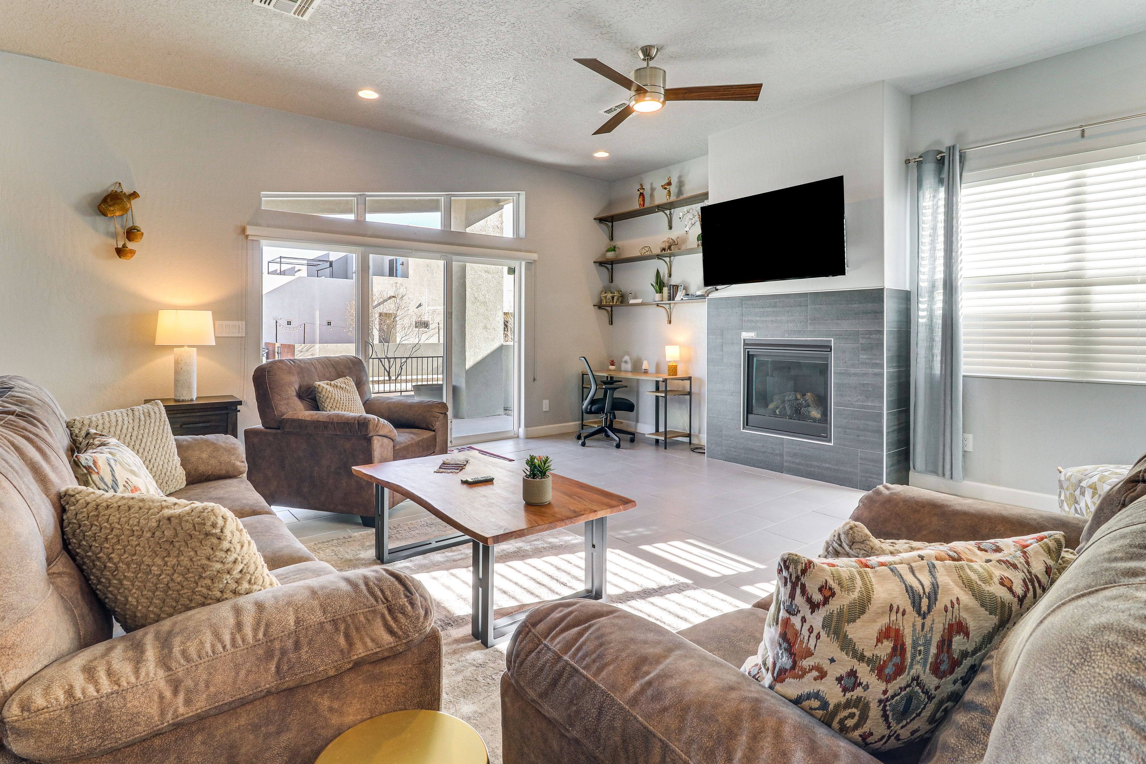 Albuquerque Vacation Rental | 3BR | 2.5BA | 2,400 Sq Ft