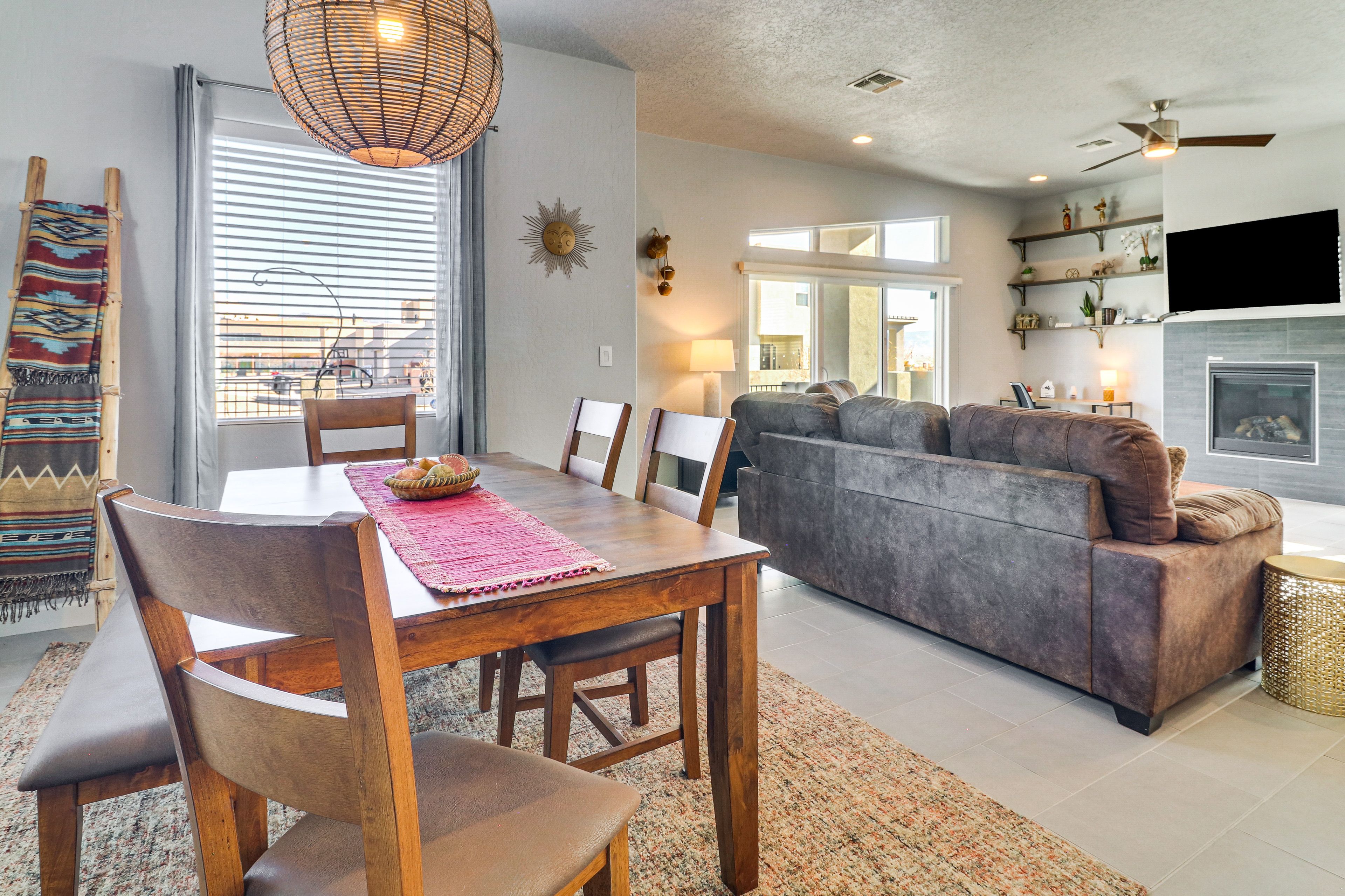 Dining Area | 1st Floor