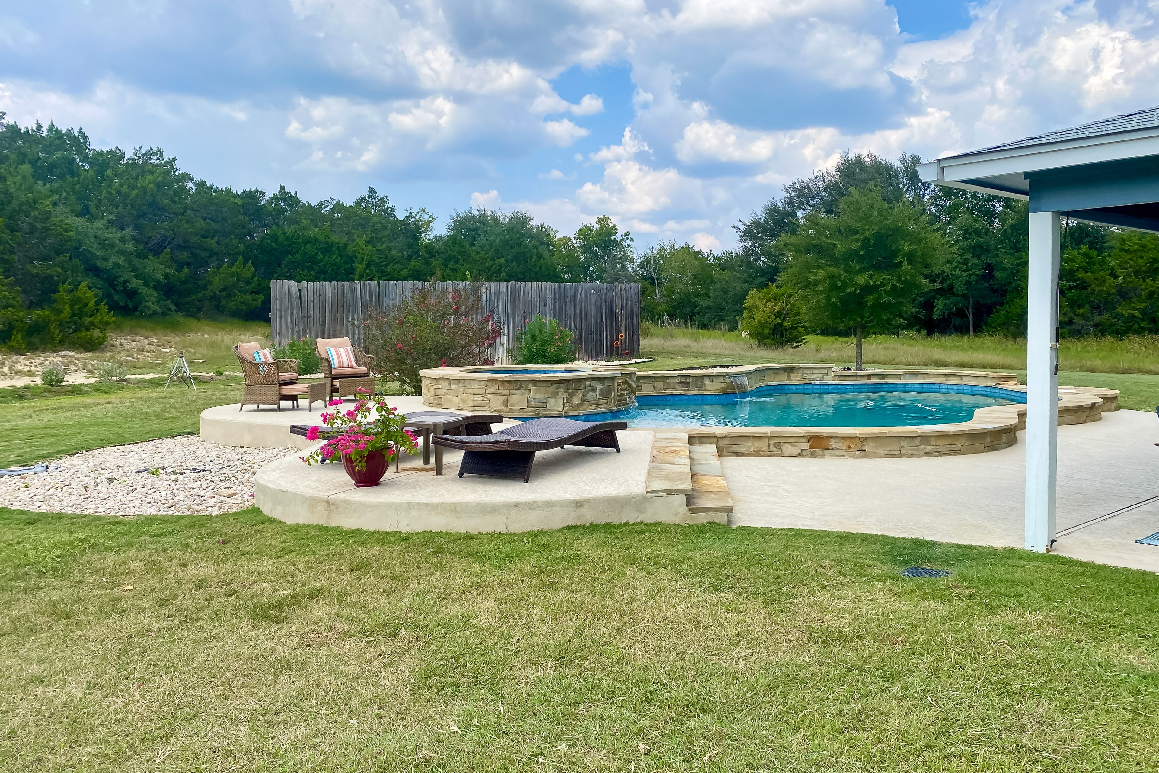Dripping Springs Vacation Rental | 4BR | 2.5BA | 2 Small Steps Required
