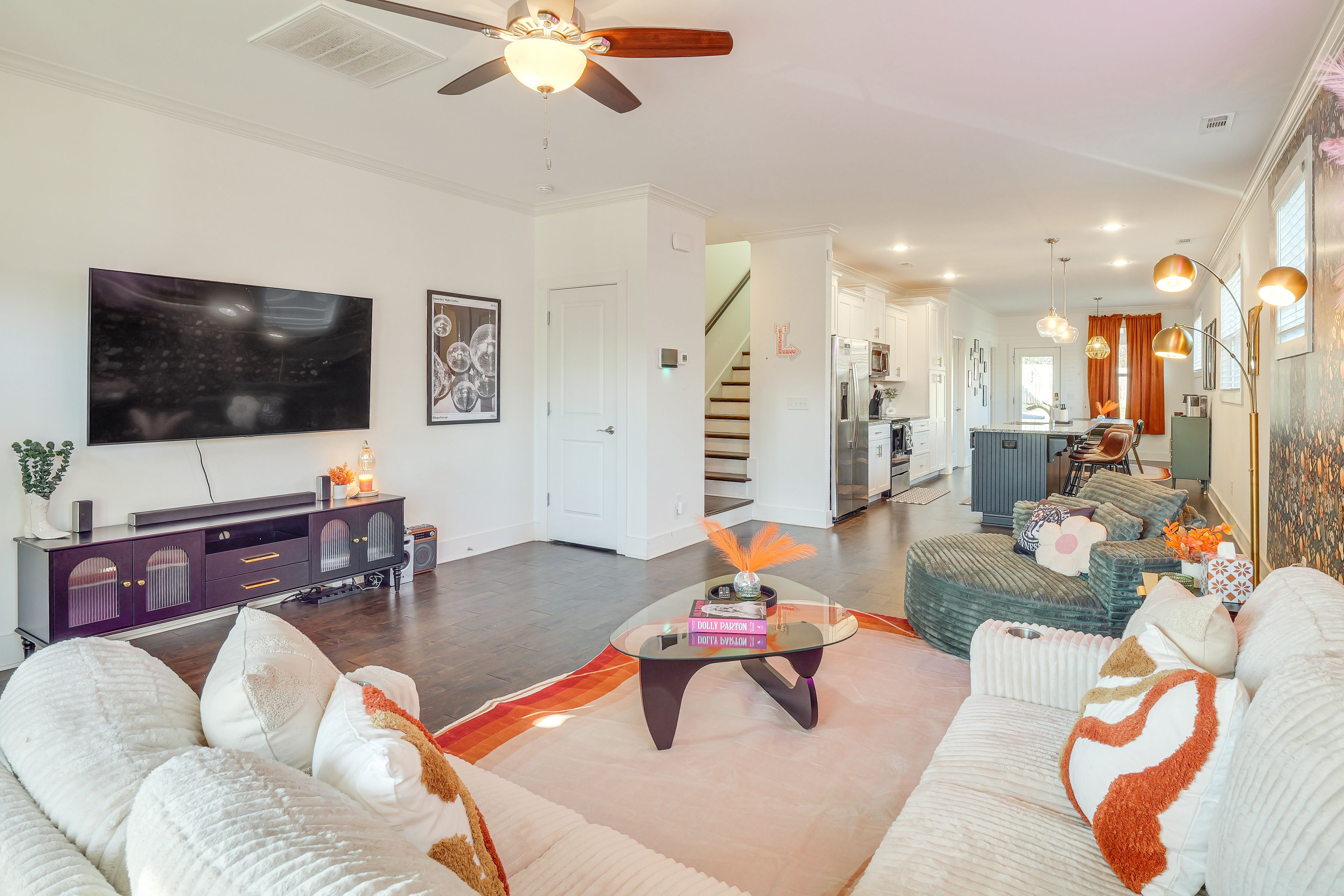 Interior | 1st Floor