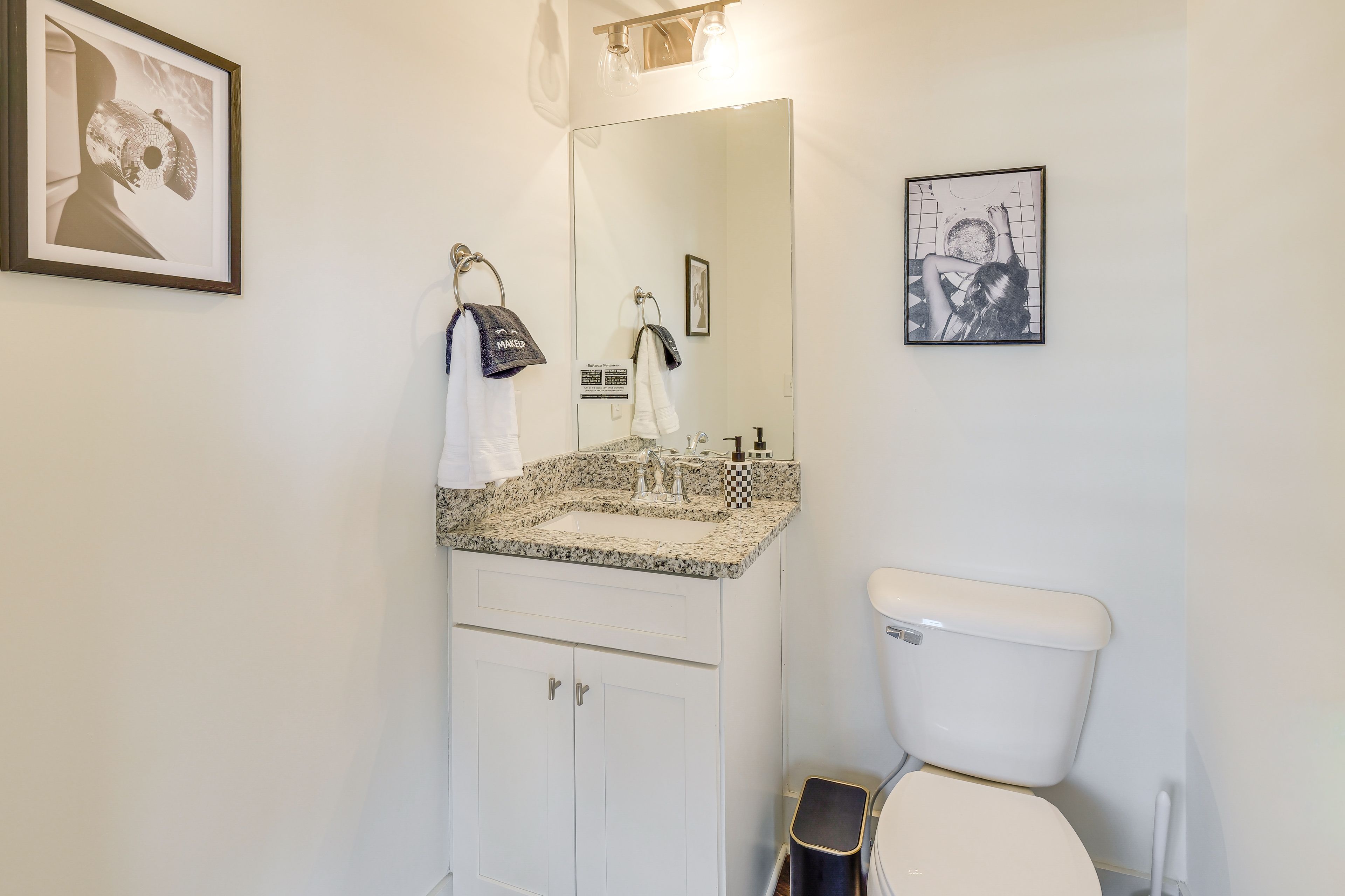 Half Bathroom | 1st Floor