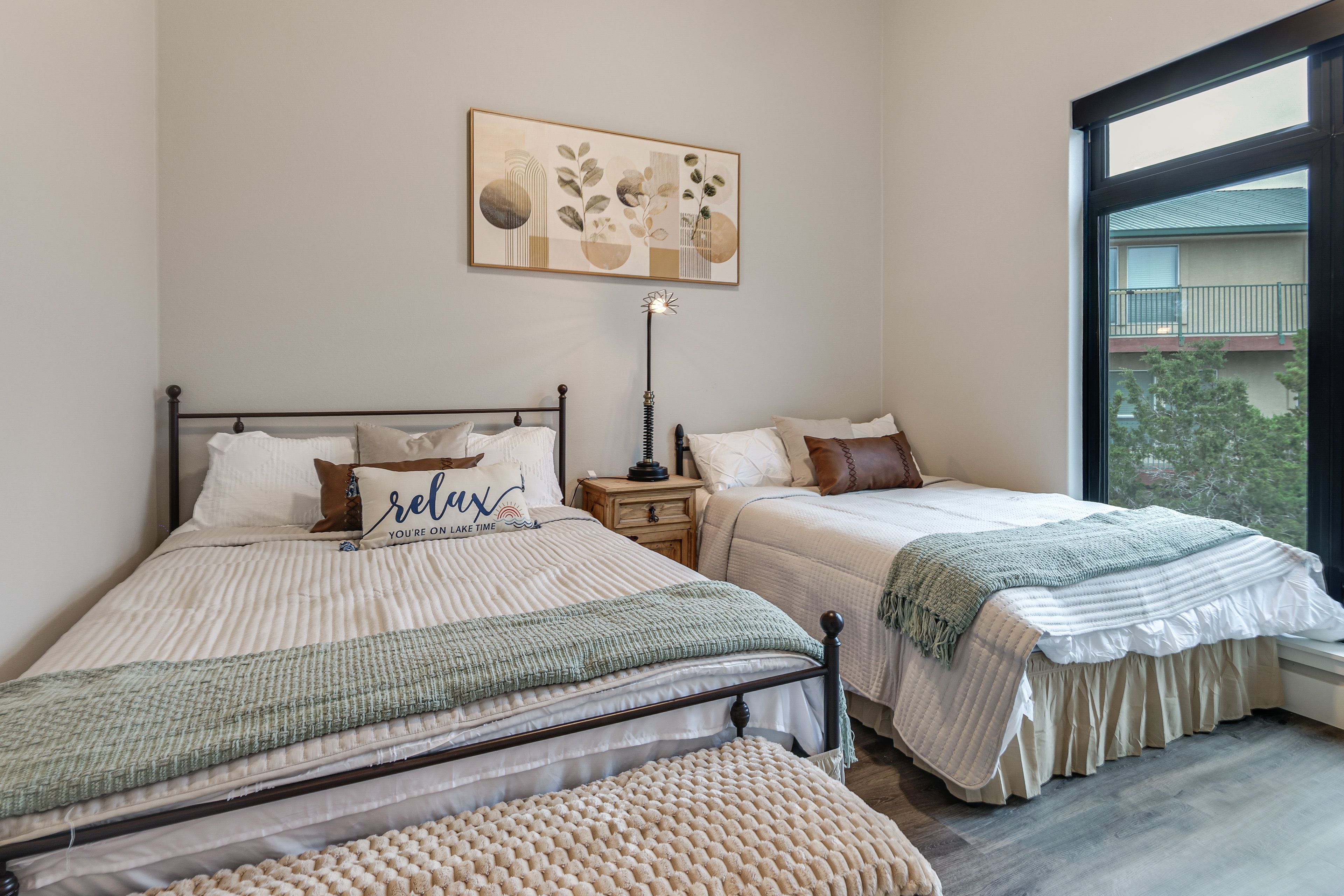 Bedroom 3 | Queen Bed | Full Bed