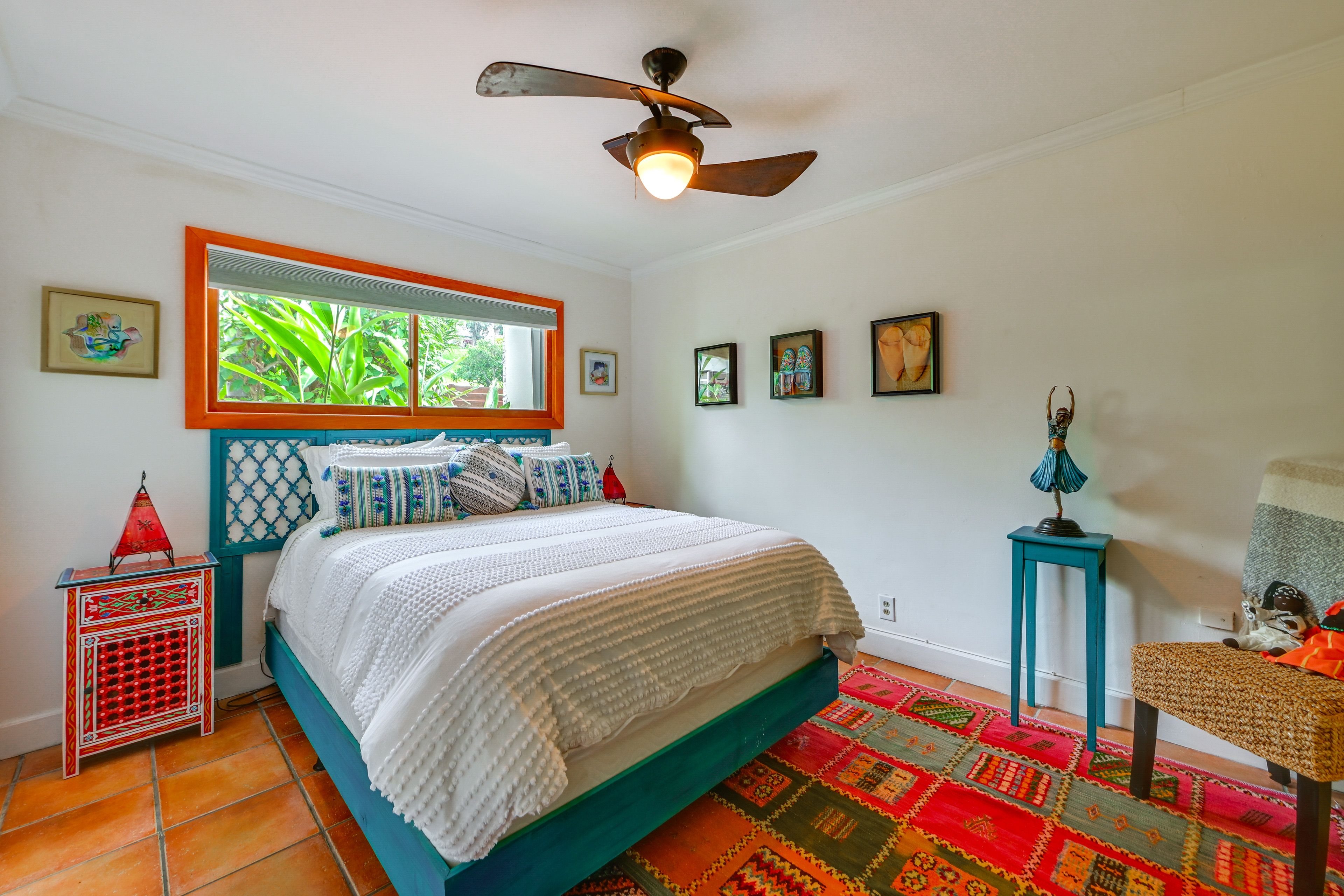 Bedroom 1 | King Bed | Flat-Screen TV