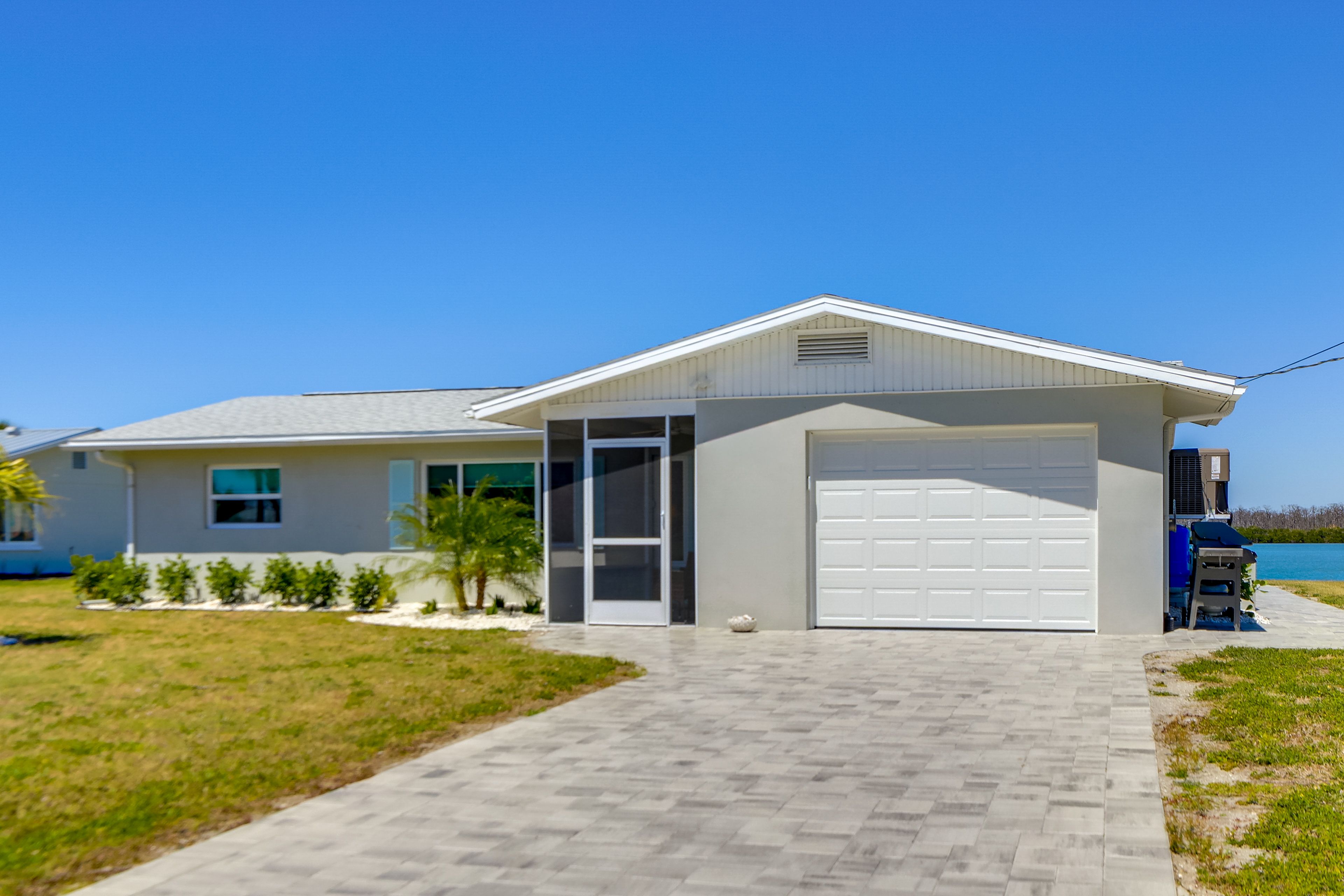 Parking | Garage (1 Vehicle) | Driveway (2 Vehicles) | Trailer/Boat Parking