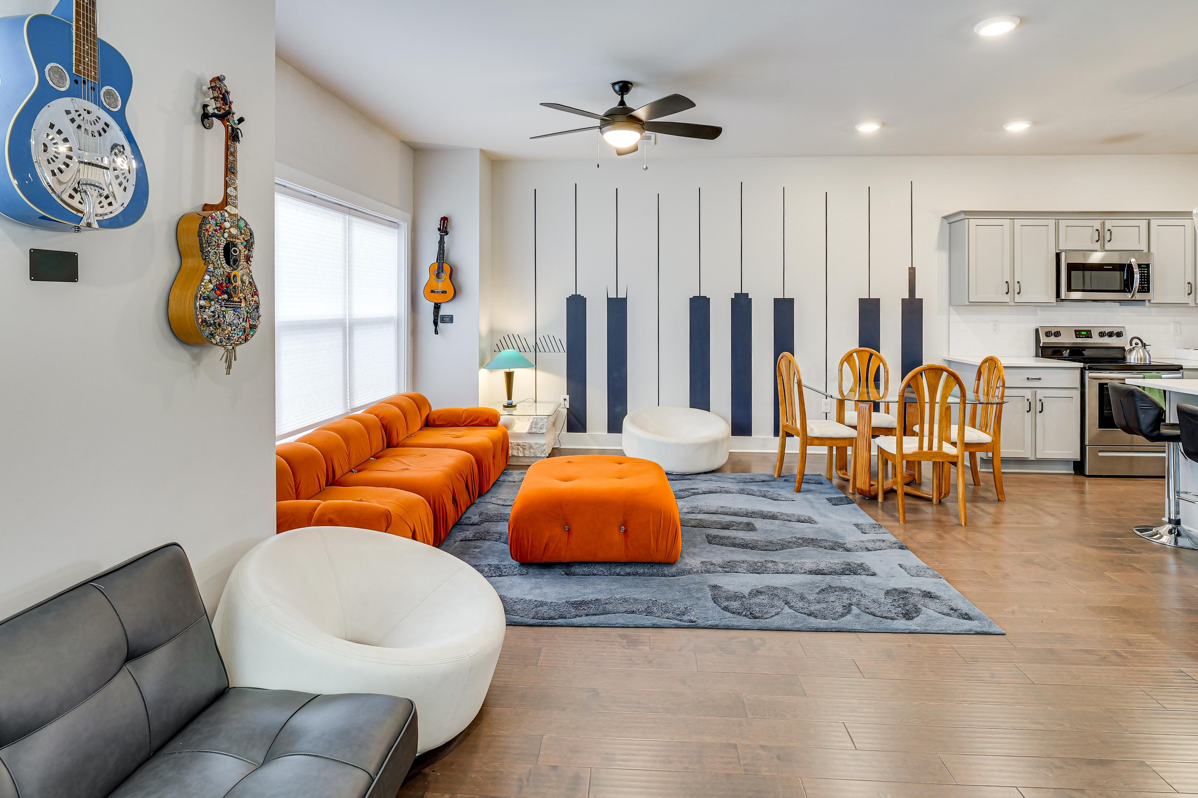 Living Area | Smart TV | Free WiFi | 1st Floor