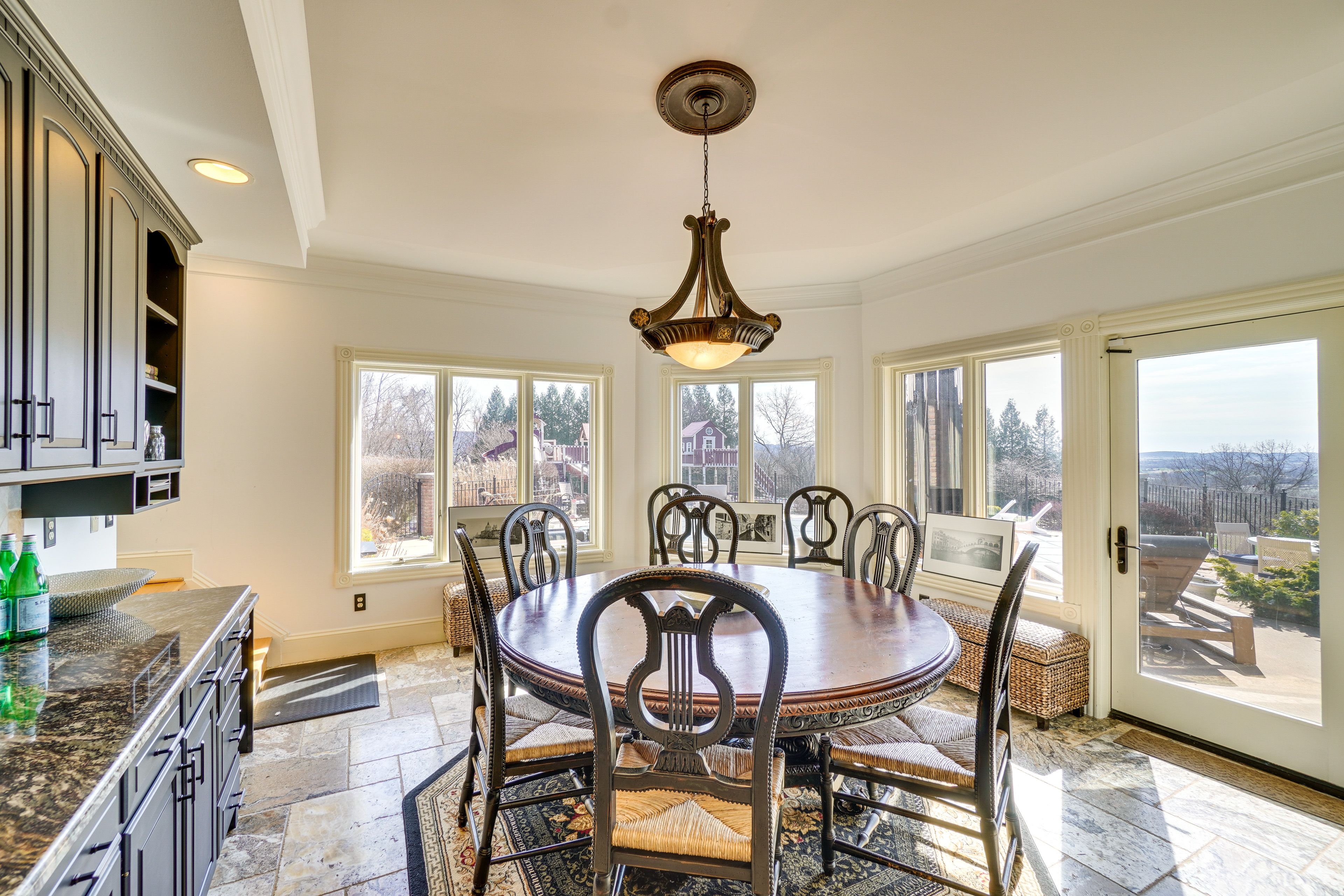 Dining Area | 1st Floor