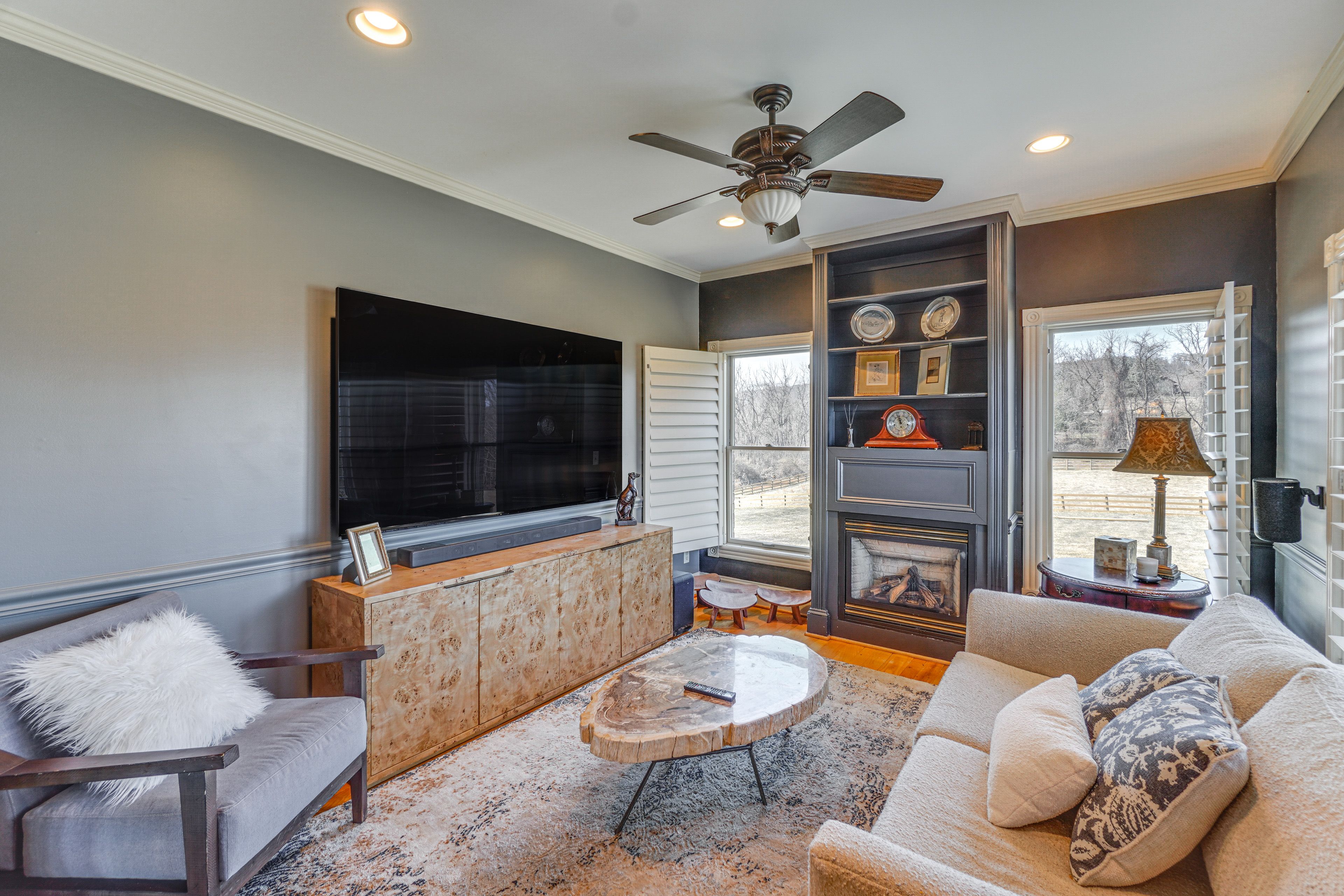 Sitting Room | 1st Floor