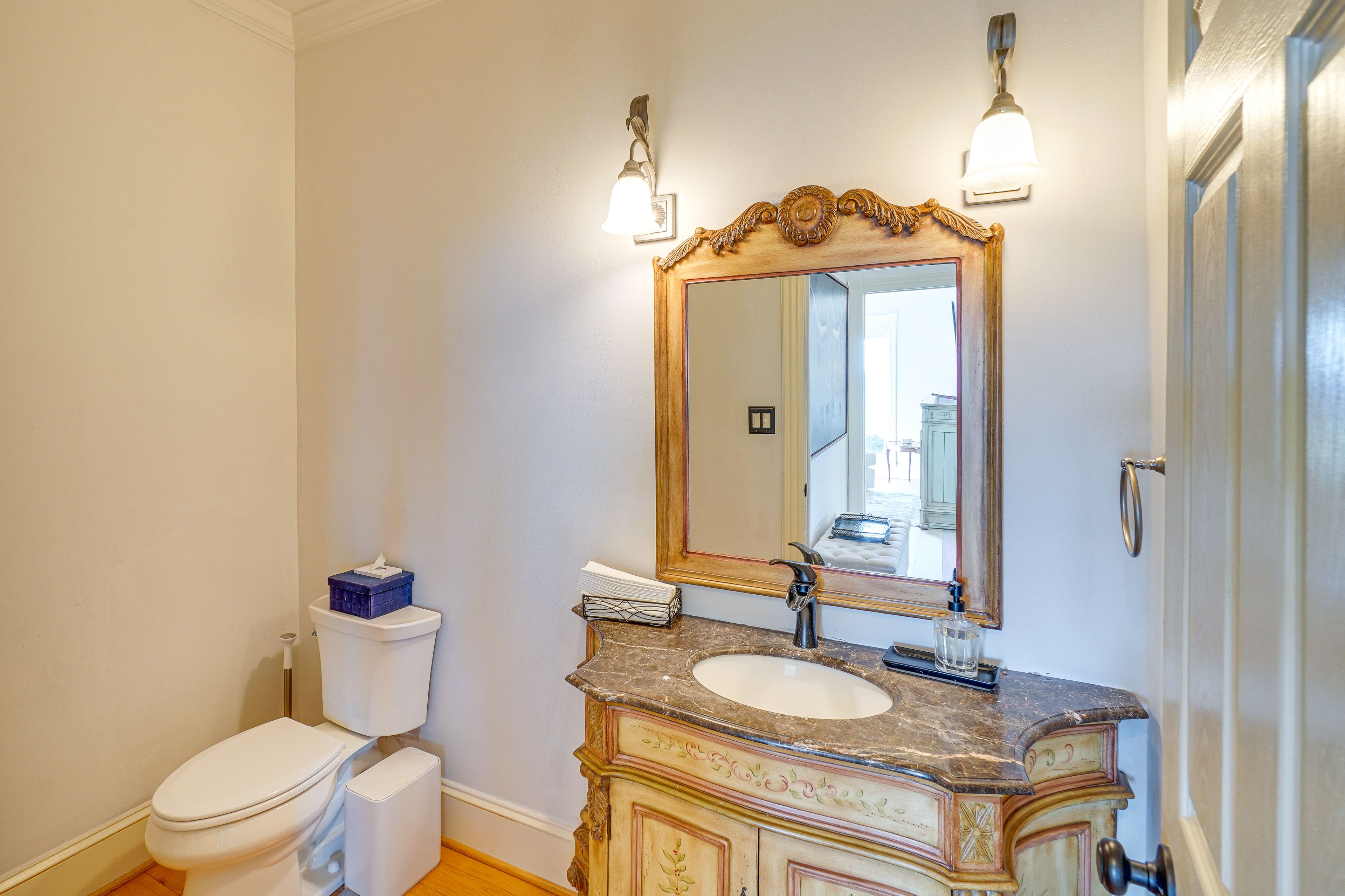 Half Bathroom | 1st Floor