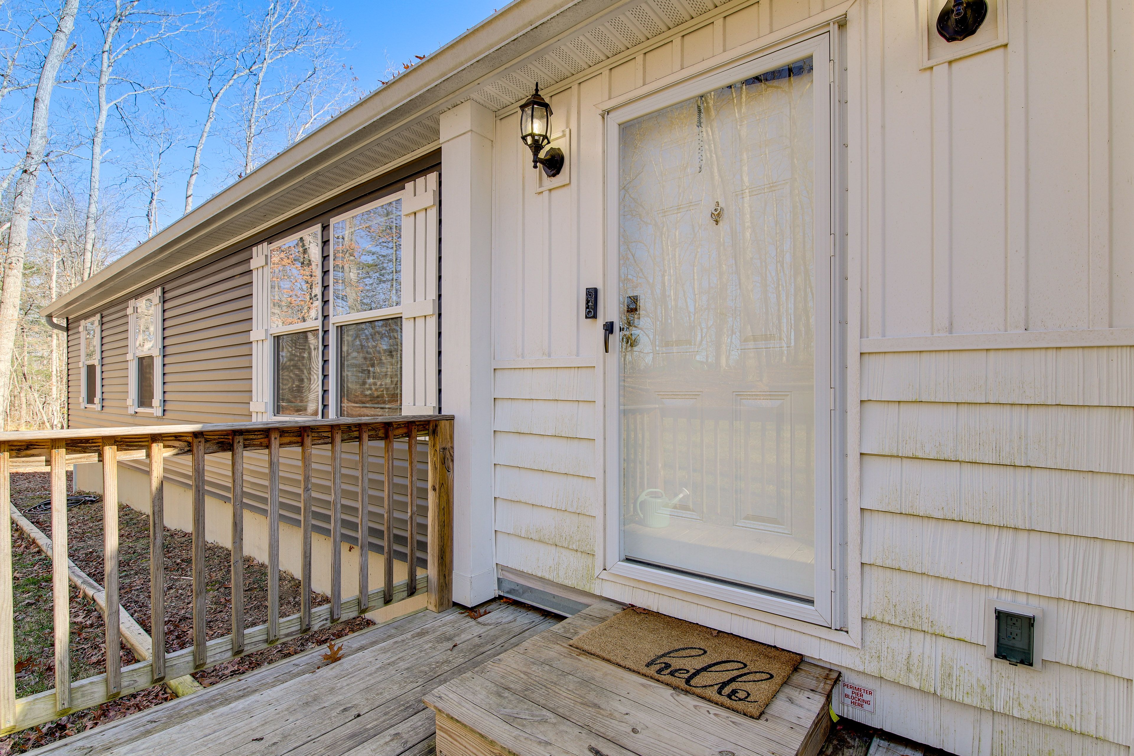 House Exterior | Keyless Entry