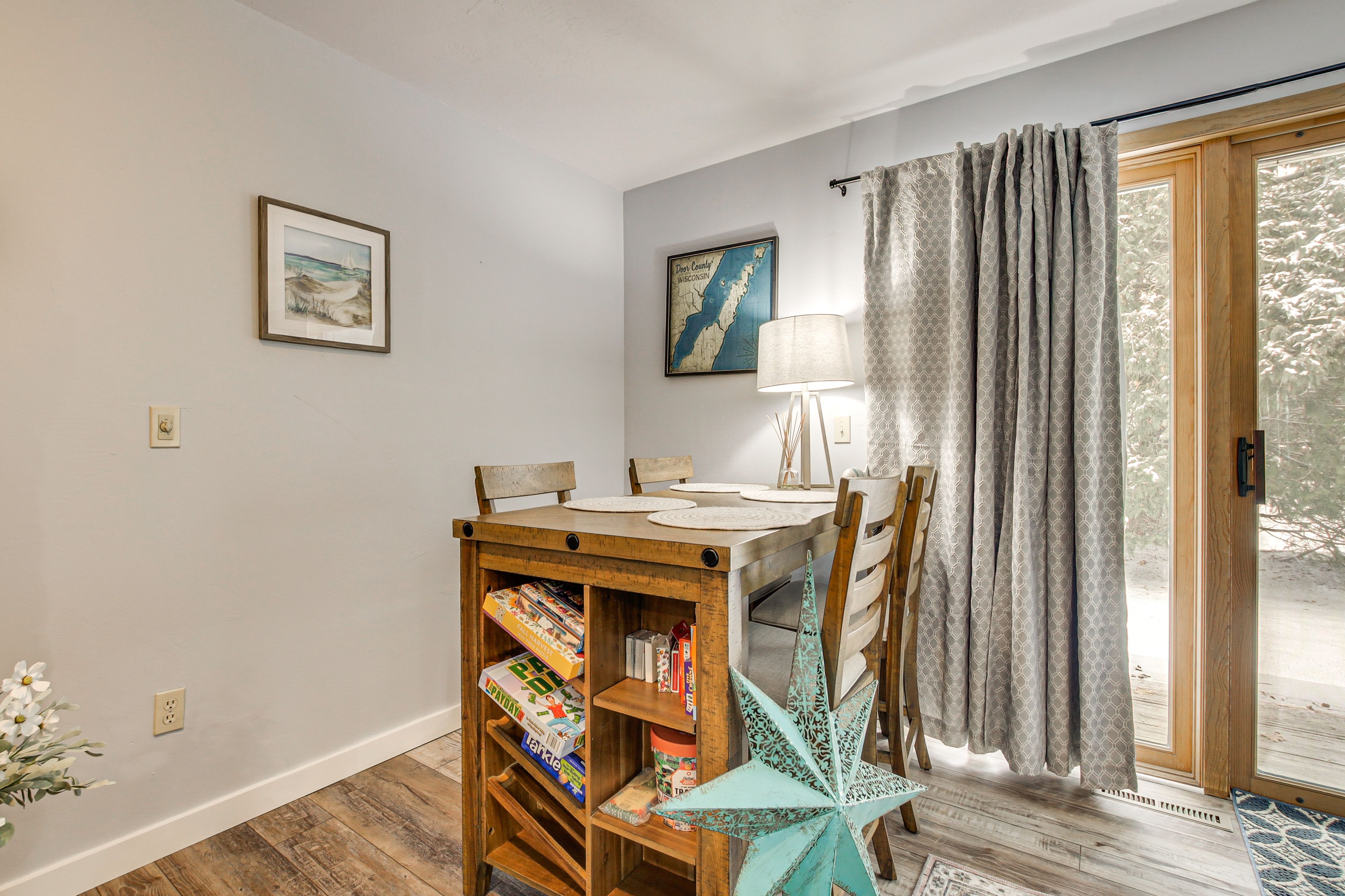 Dining Area | 1st Floor