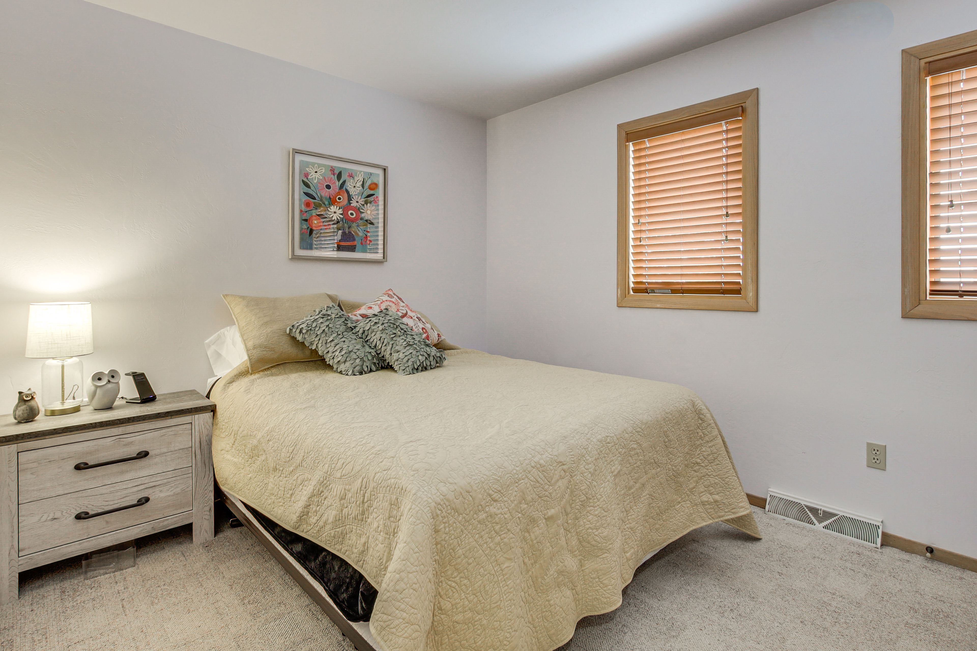 Bedroom 2 | Queen Bed | 2nd Floor