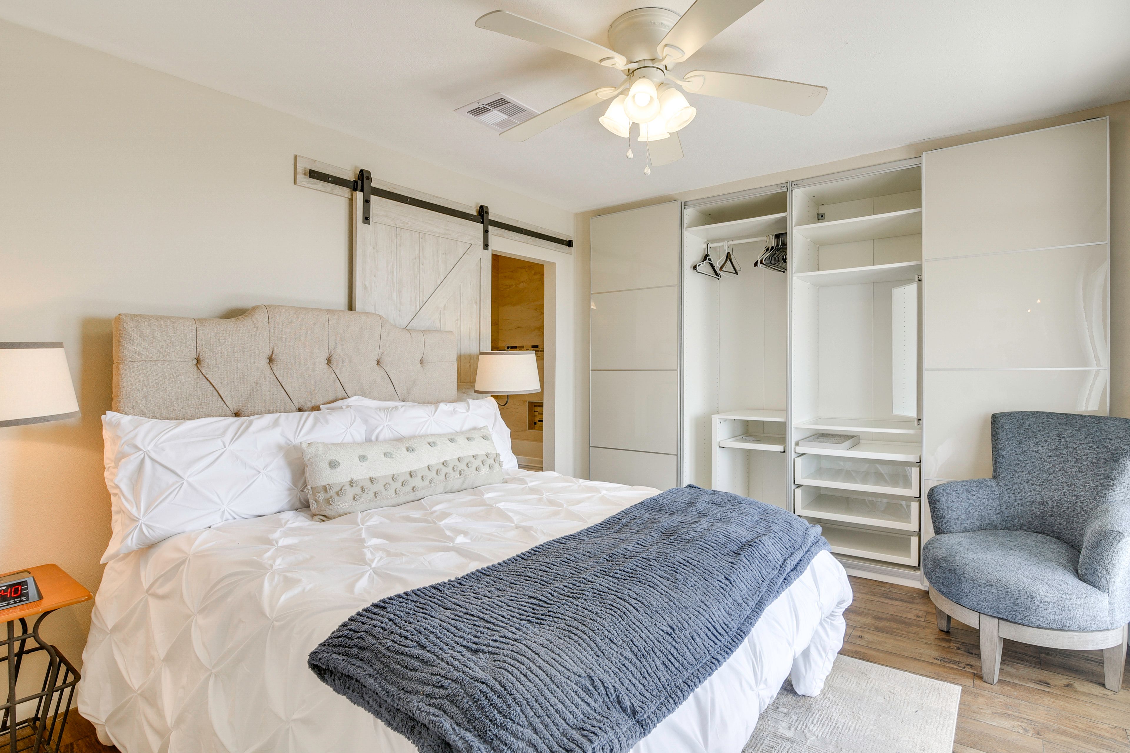 Bedroom 1 | Full Bed