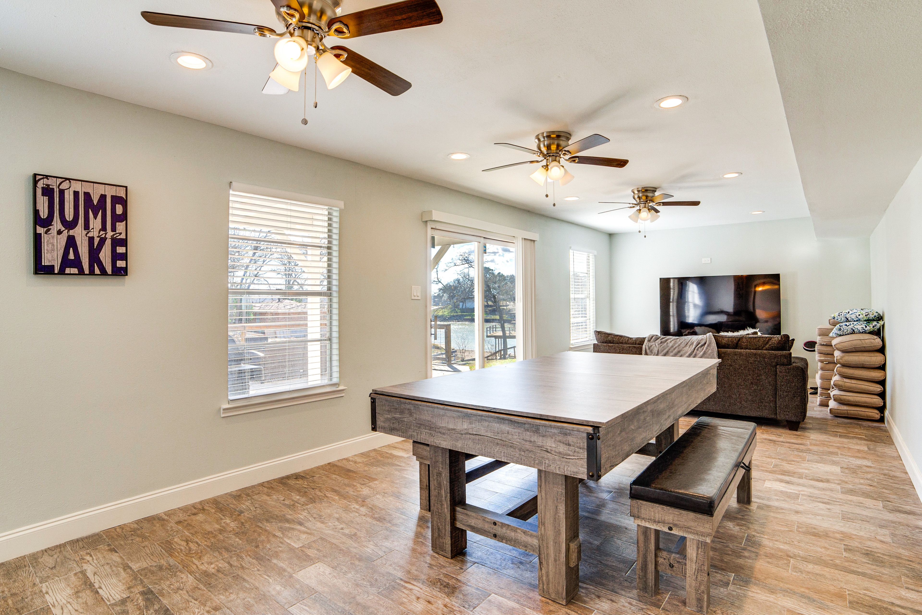 Dining Area | Convertible Pool/Ping-Pong Table | Lower Level