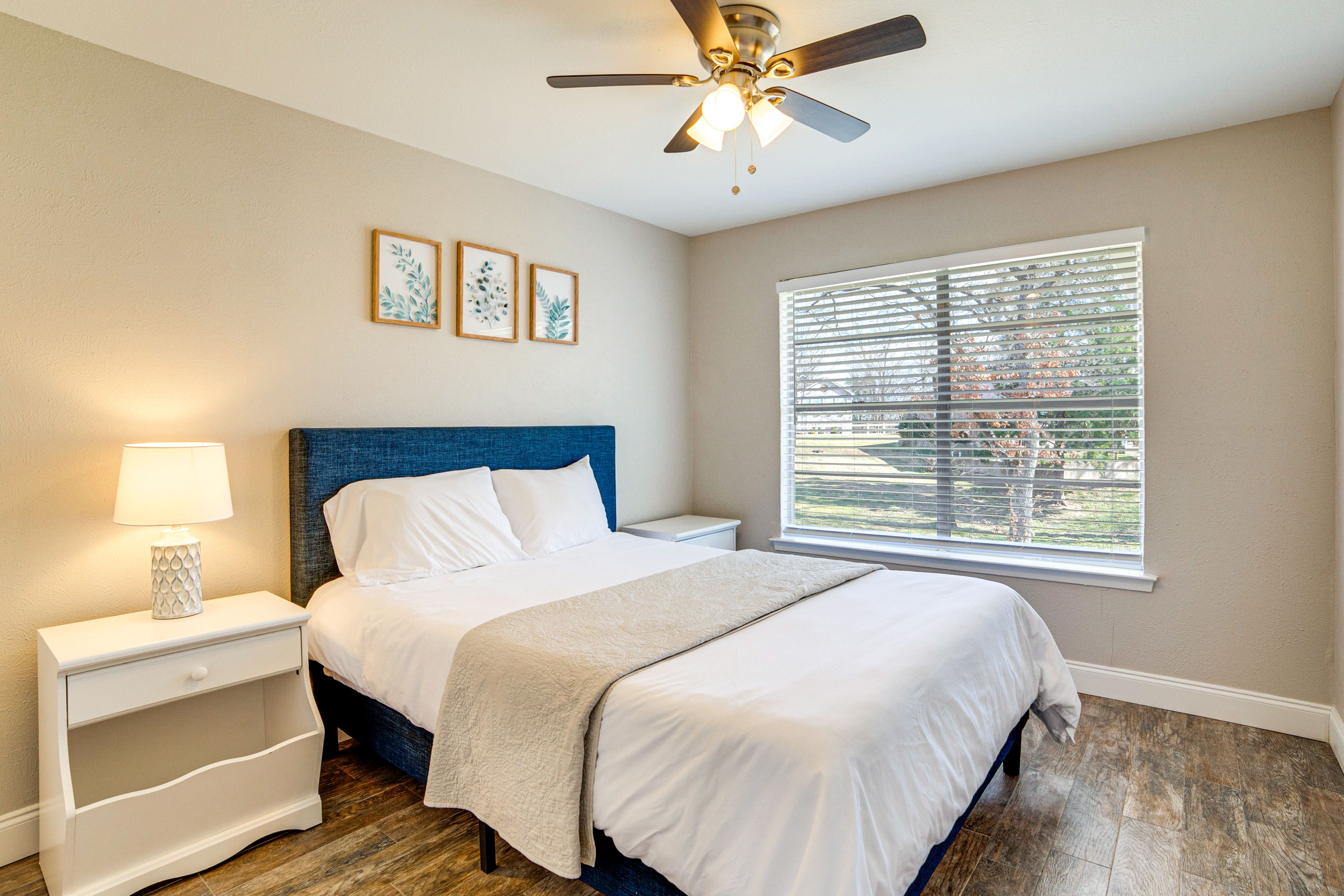 Bedroom 2 | Queen Bed | Upper Level