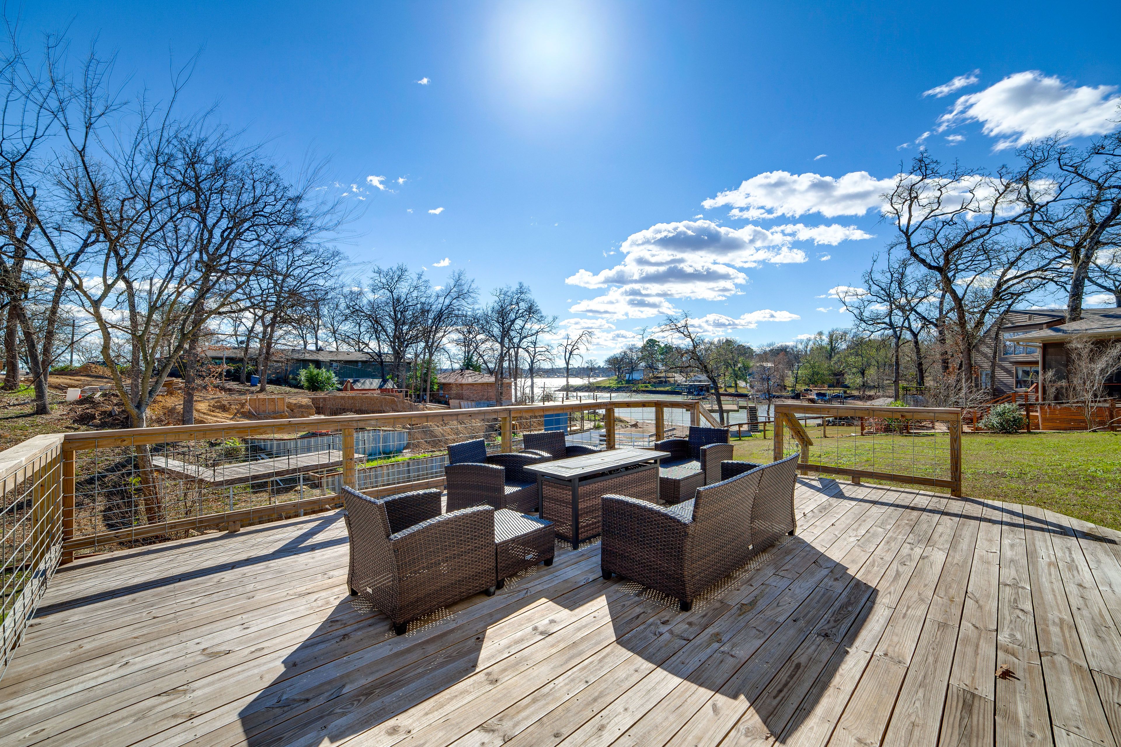 Private Deck | Outdoor Seating