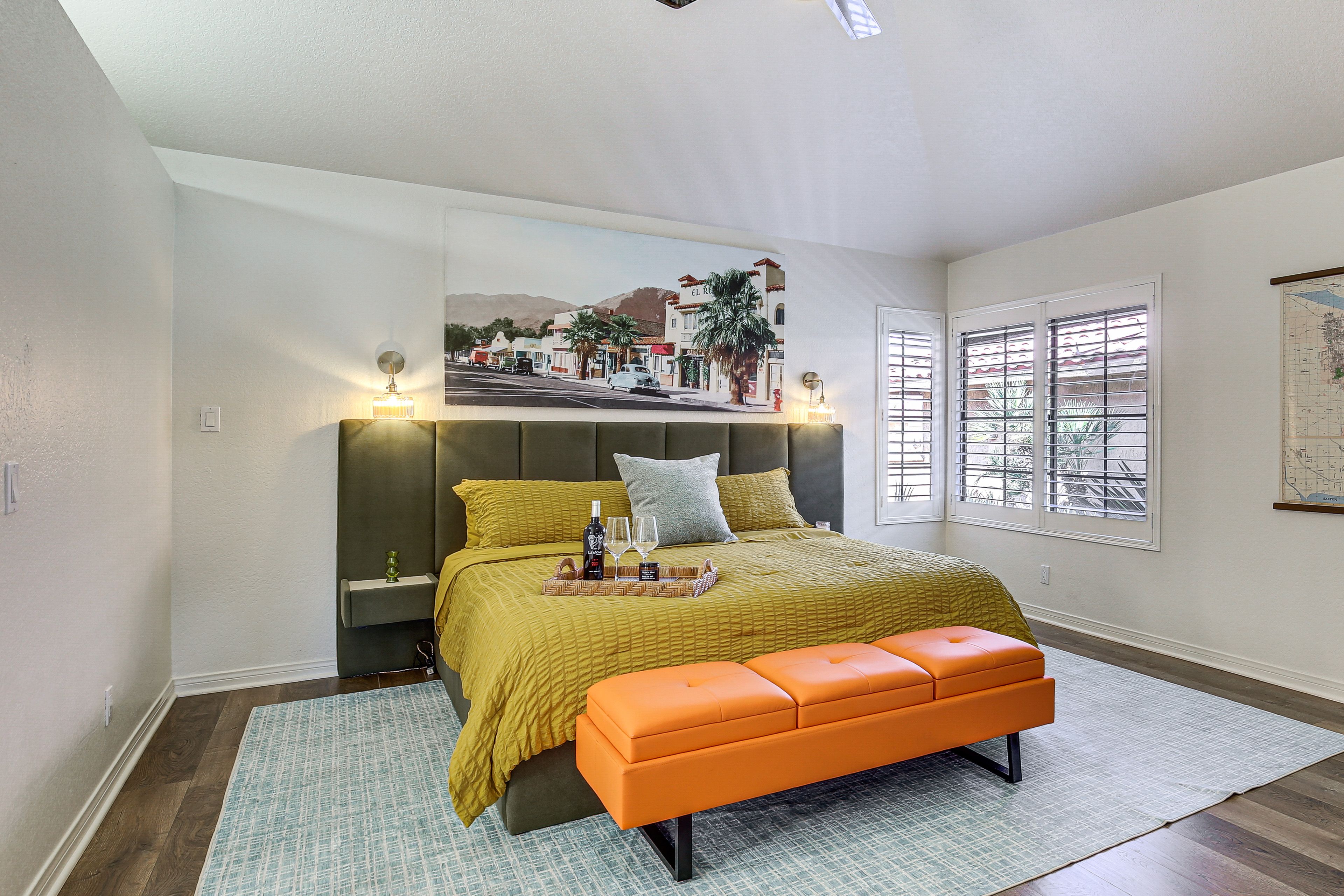 Bedroom 1 | King Bed | 1st Floor