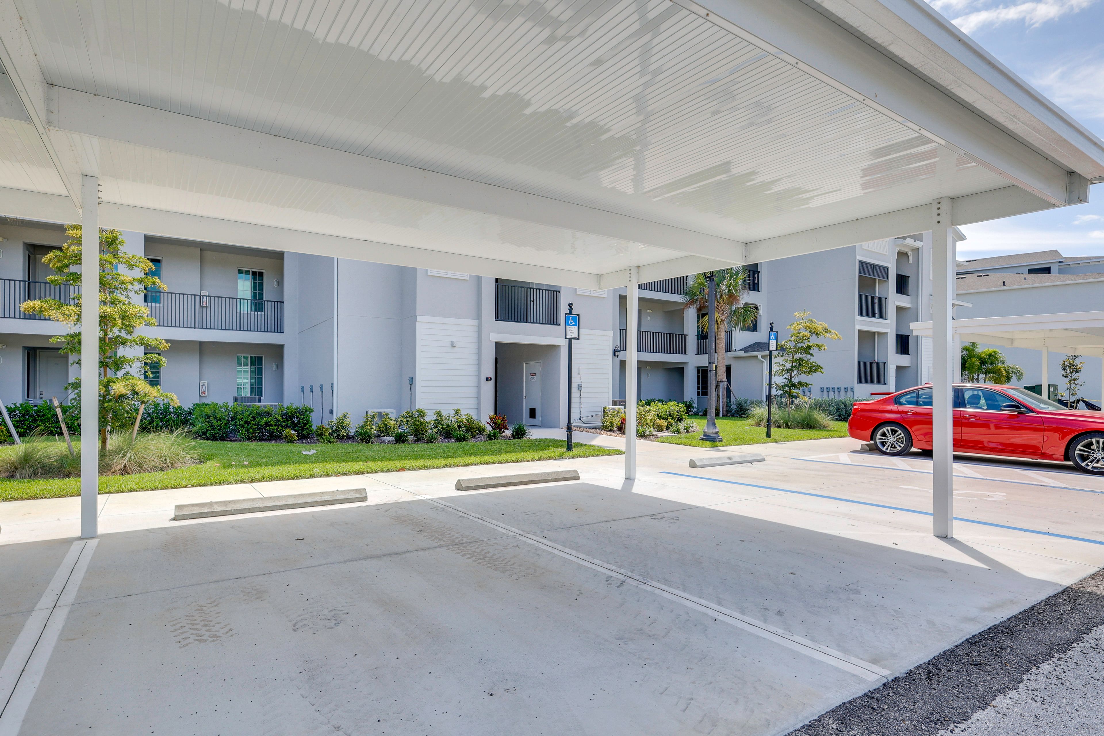 Covered Parking | 1 Vehicle