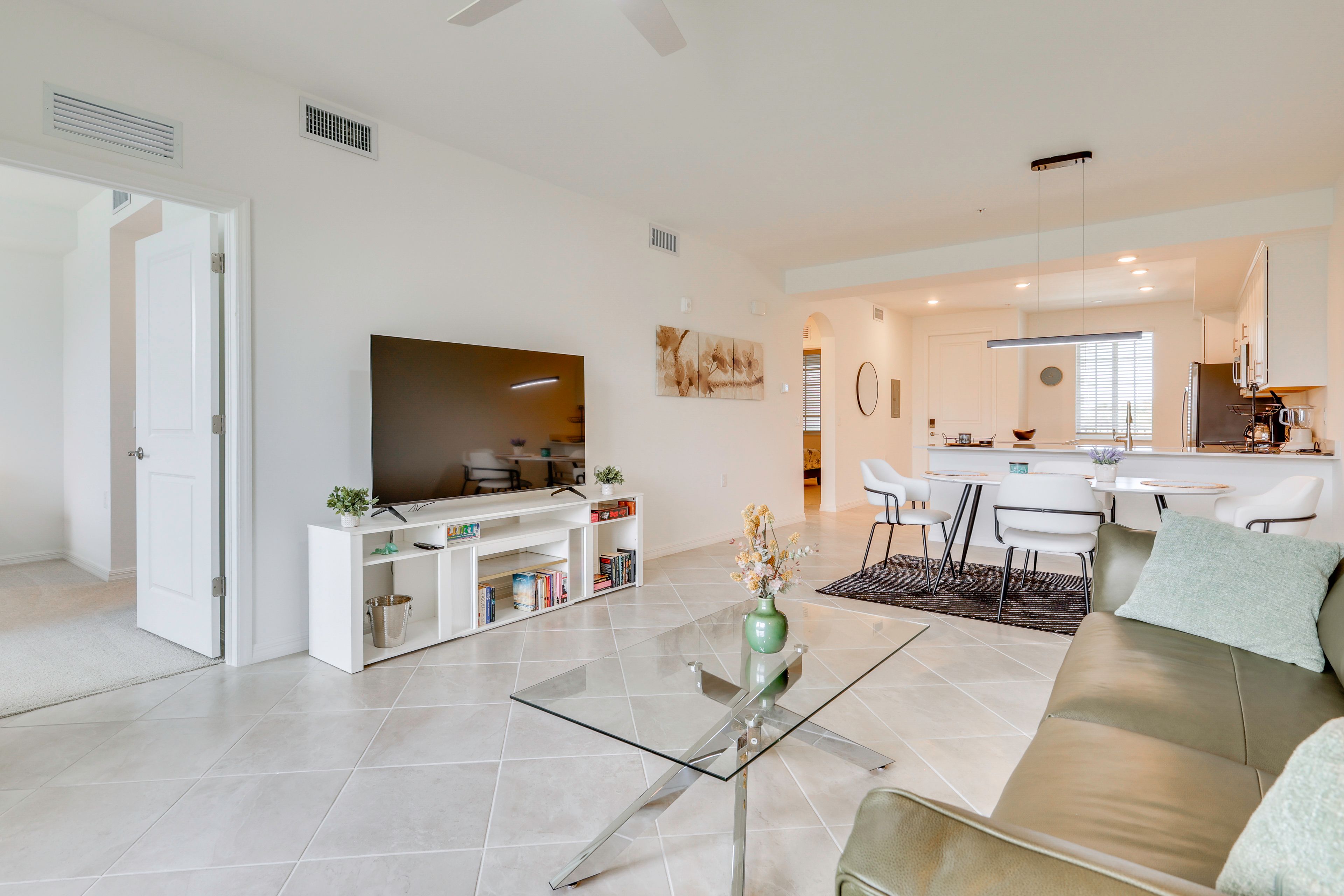 Lehigh Acres Vacation Rental | 2BR | 2BA | 1,150 Sq Ft | Step-Free Access