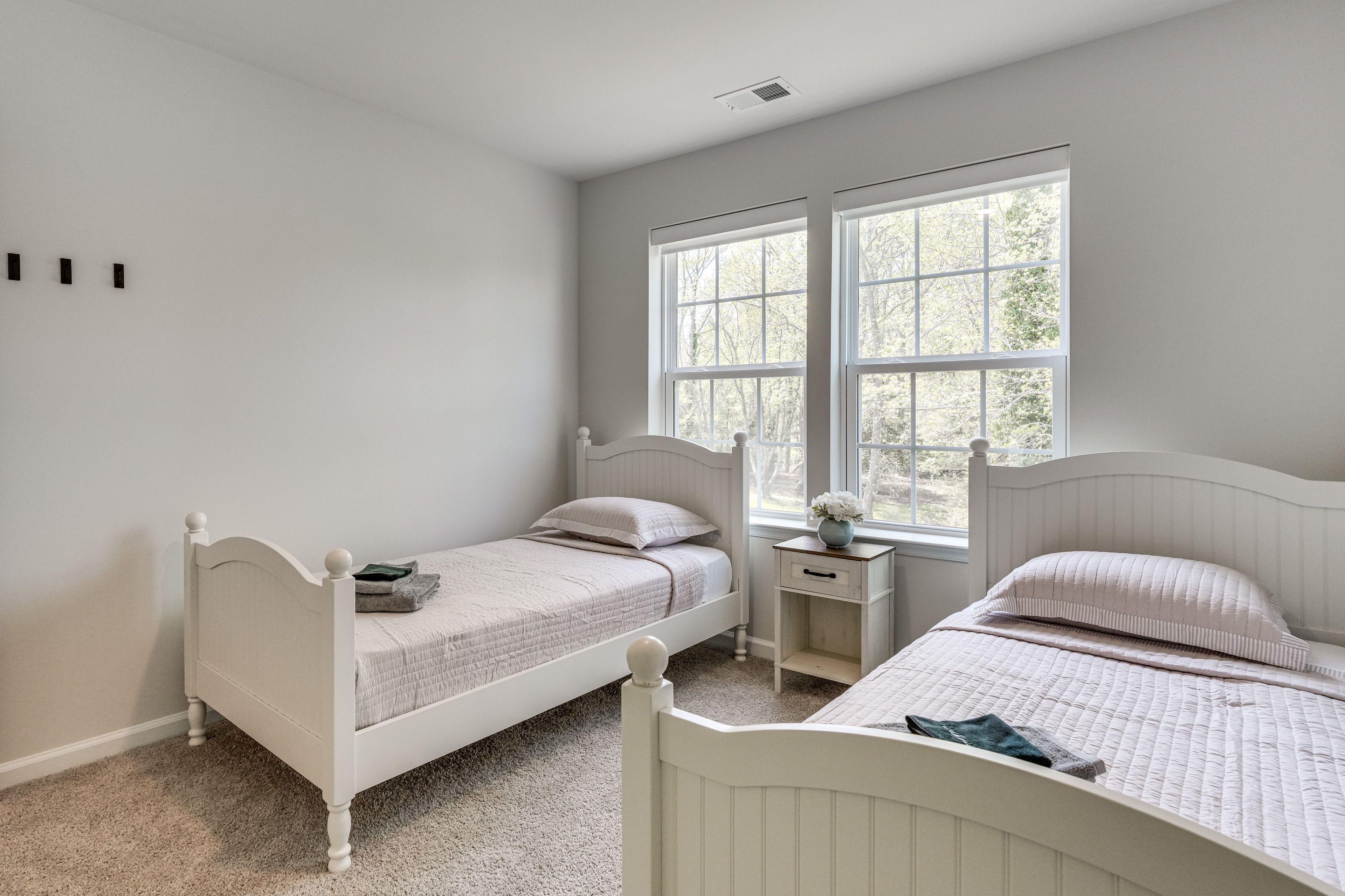 Bedroom 2 | 2 Twin Beds | 2nd Floor