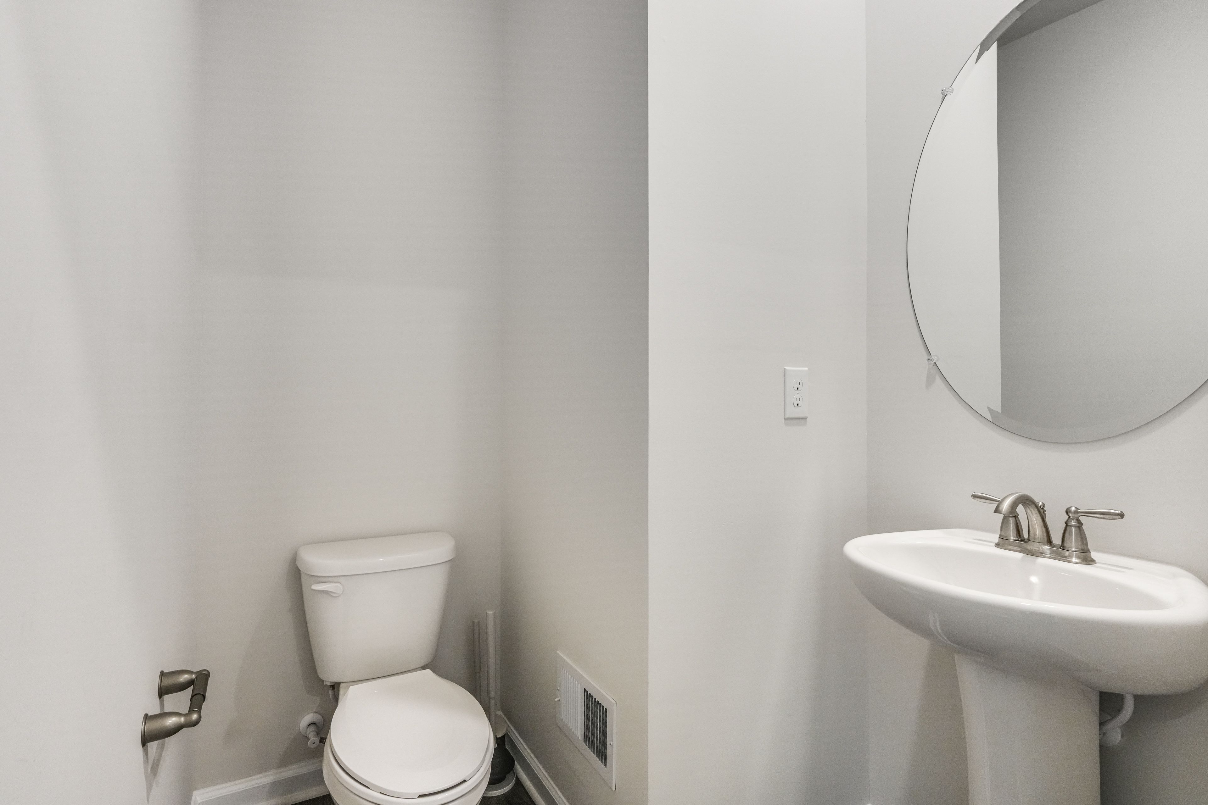 Half Bathroom | 1st Floor