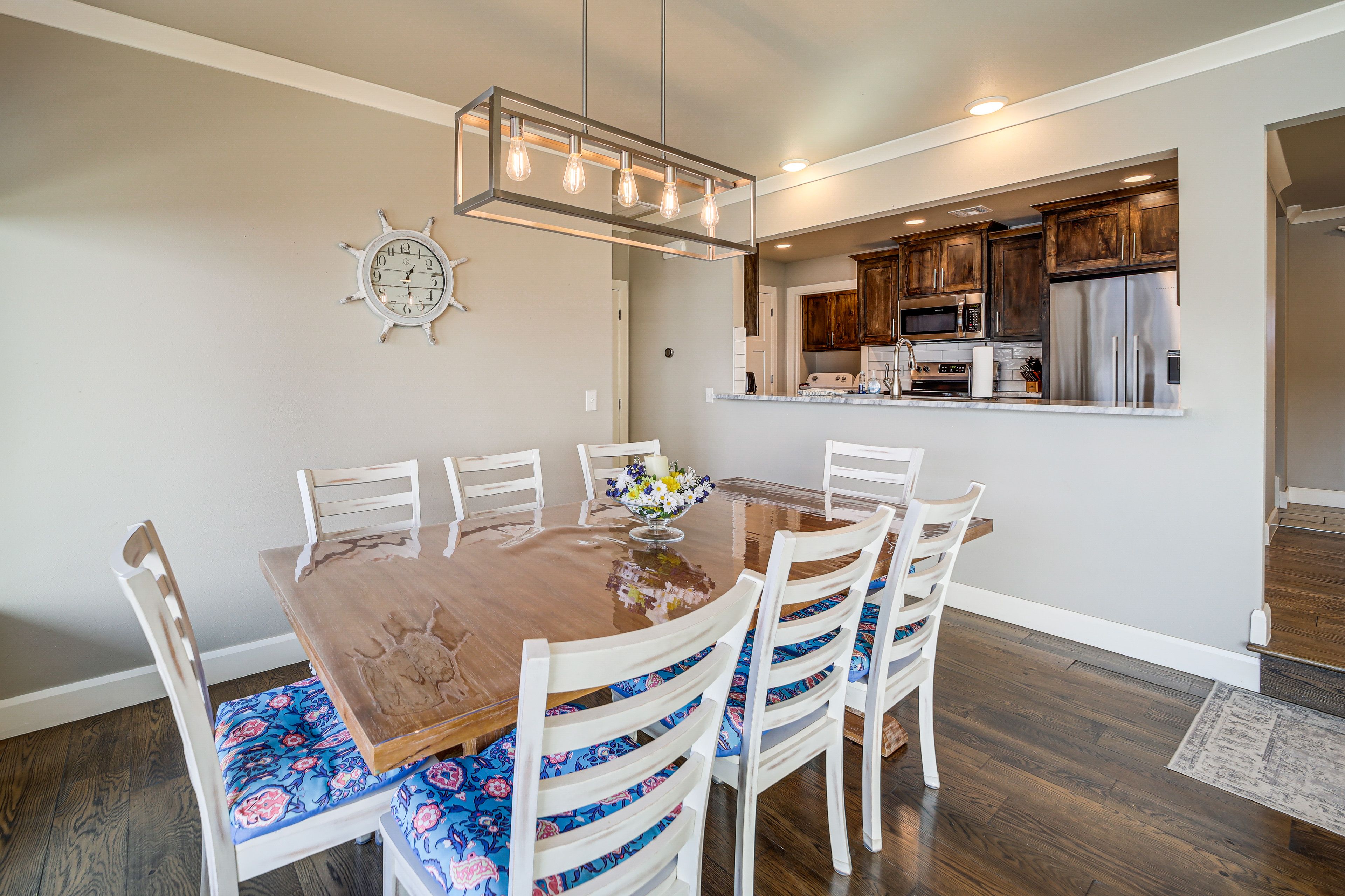 Dining Table | Dishware/Flatware | 1st Floor