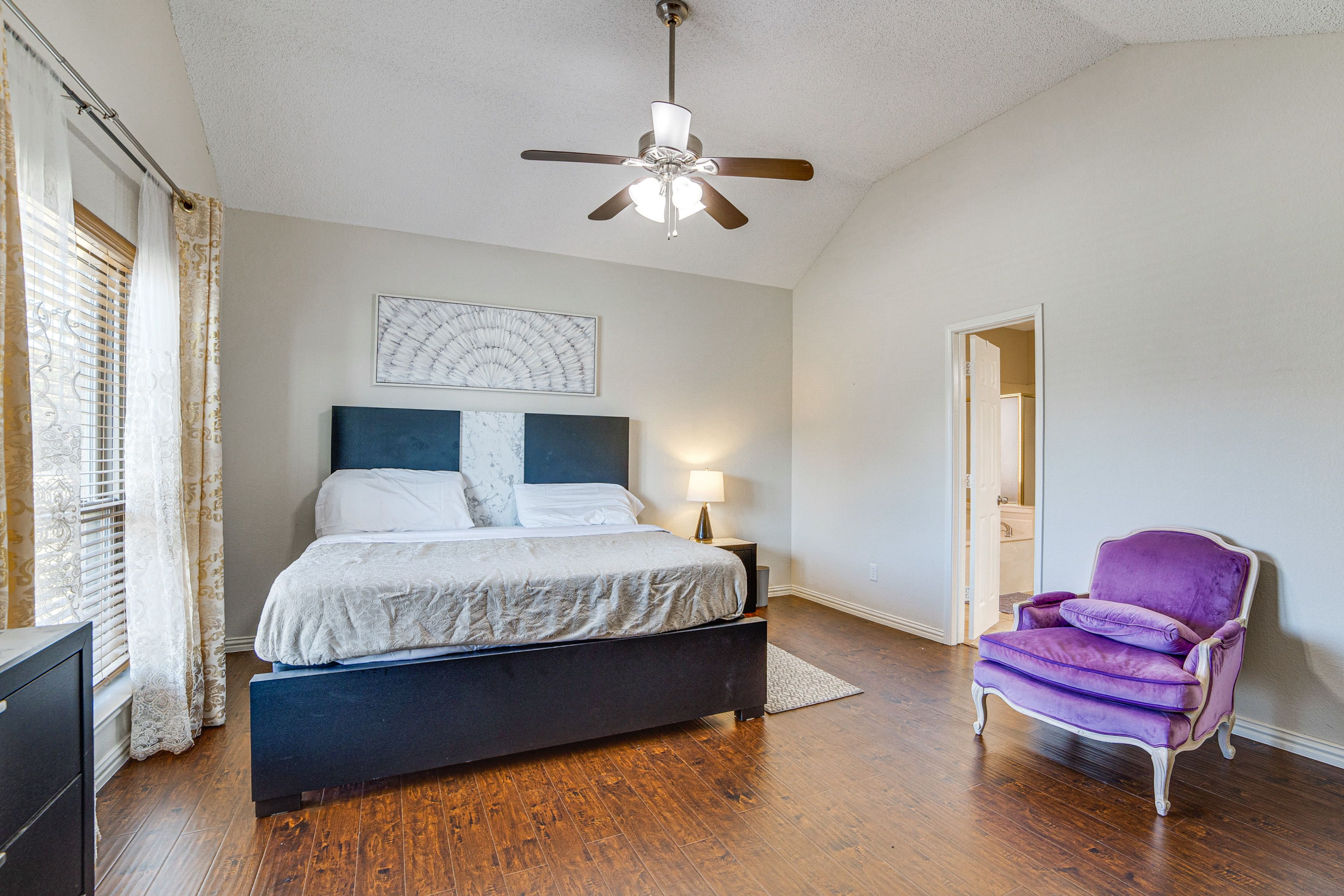 Bedroom 1 | 1st Floor | King Bed