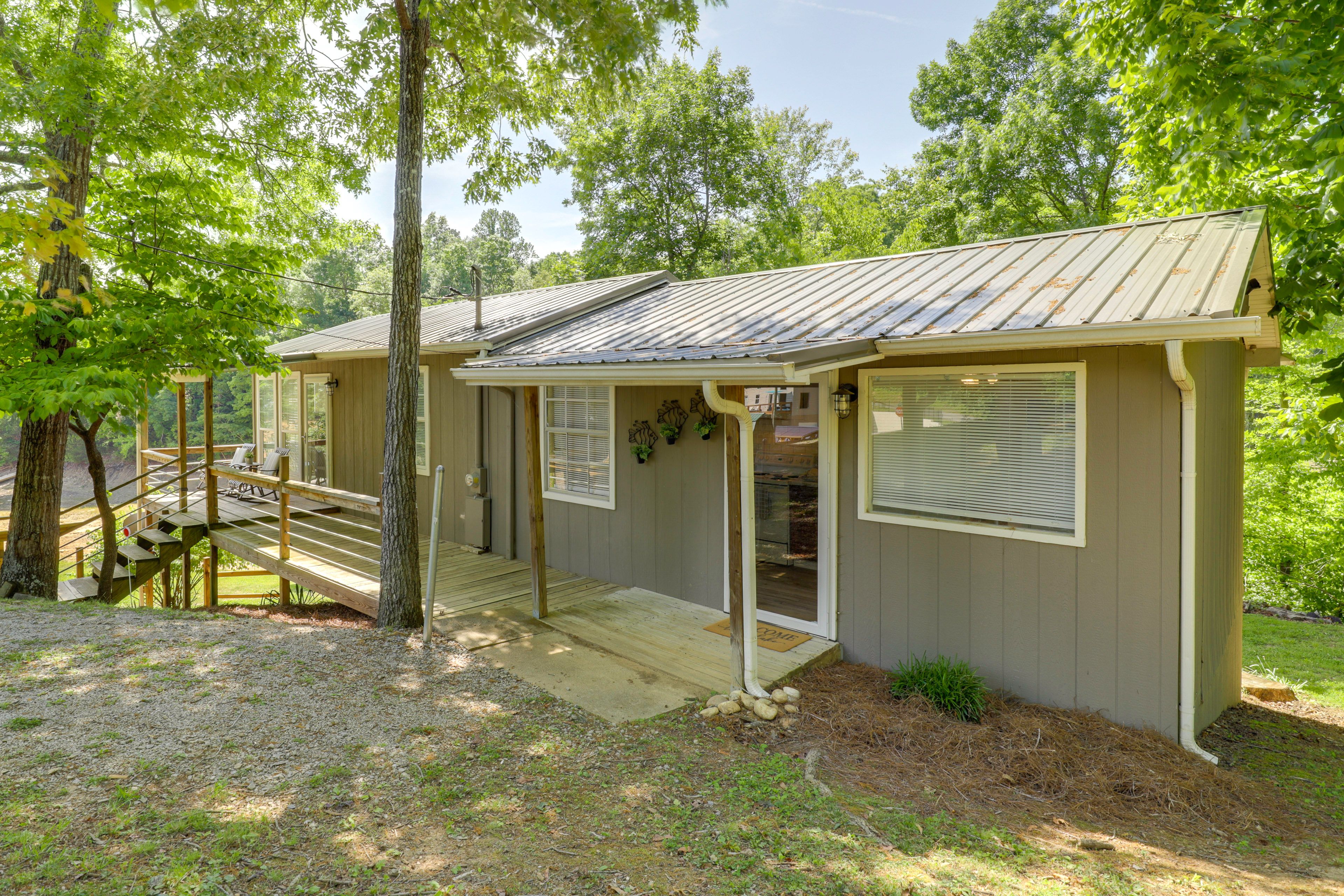 Property Exterior | Spacious Yard | Fire Pit | Grill
