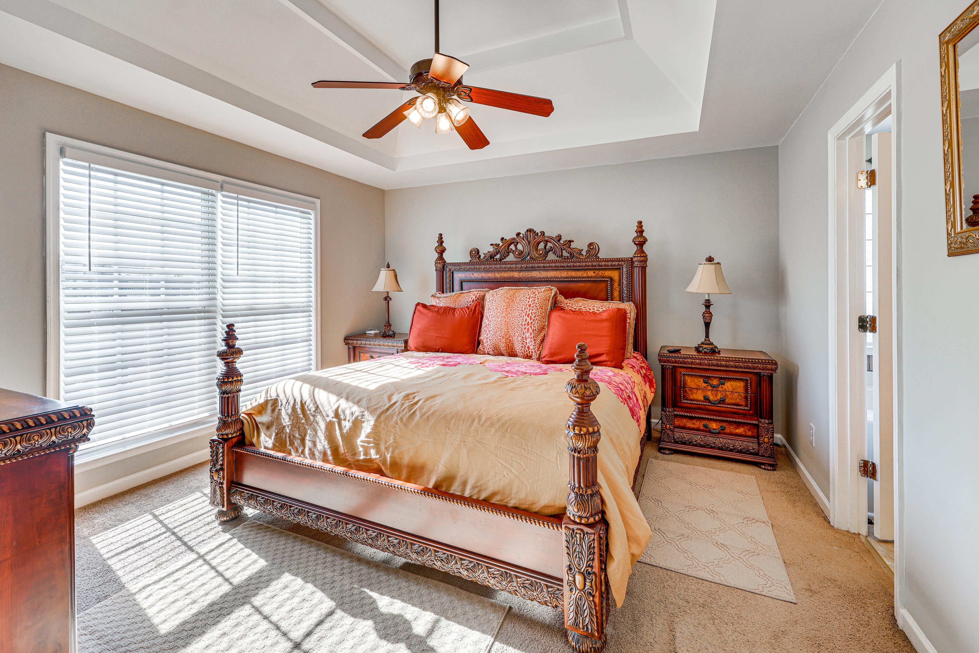 Bedroom 1 | King Bed | Main Level