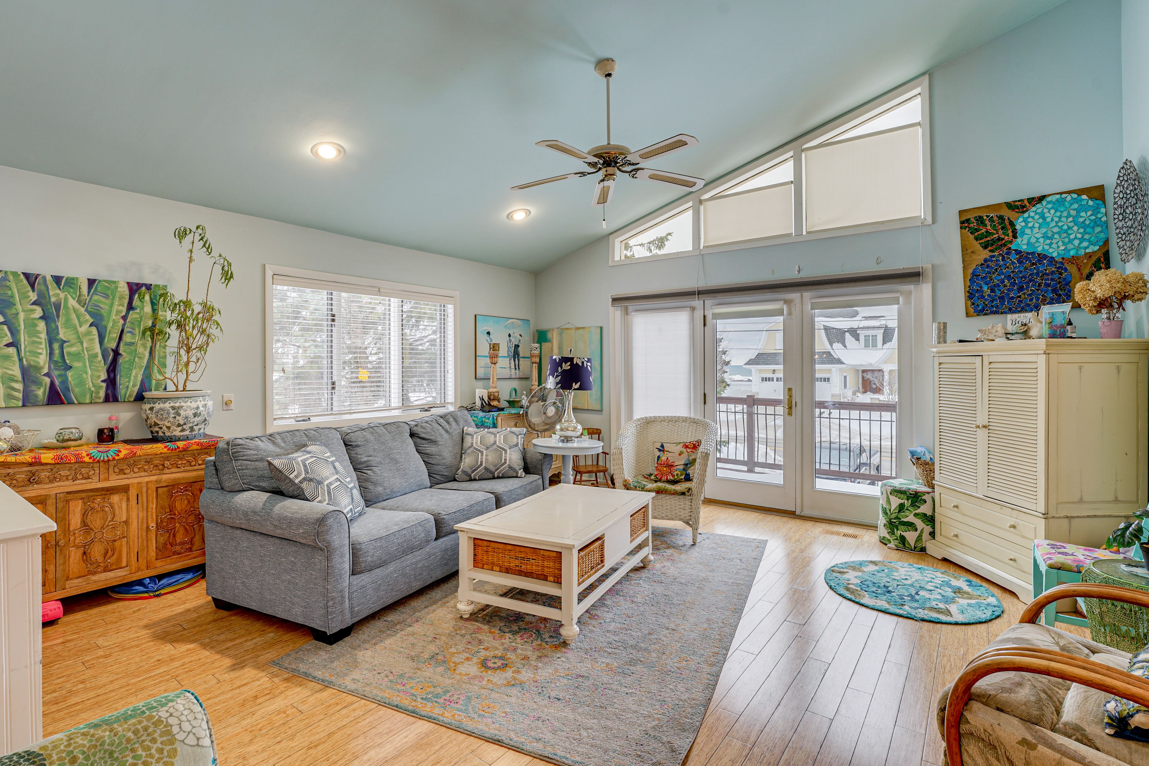 Living Room | Queen Sleeper Sofa | Main Level