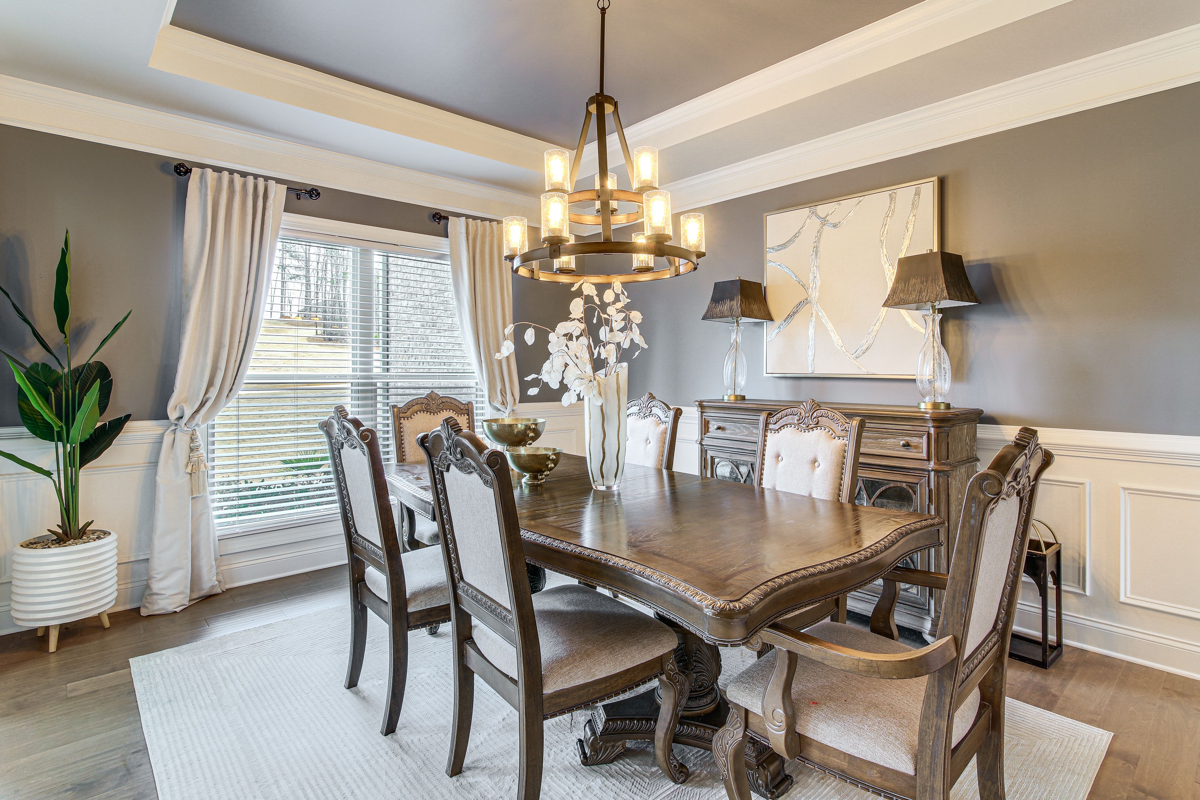 Dining Room | 1st Floor