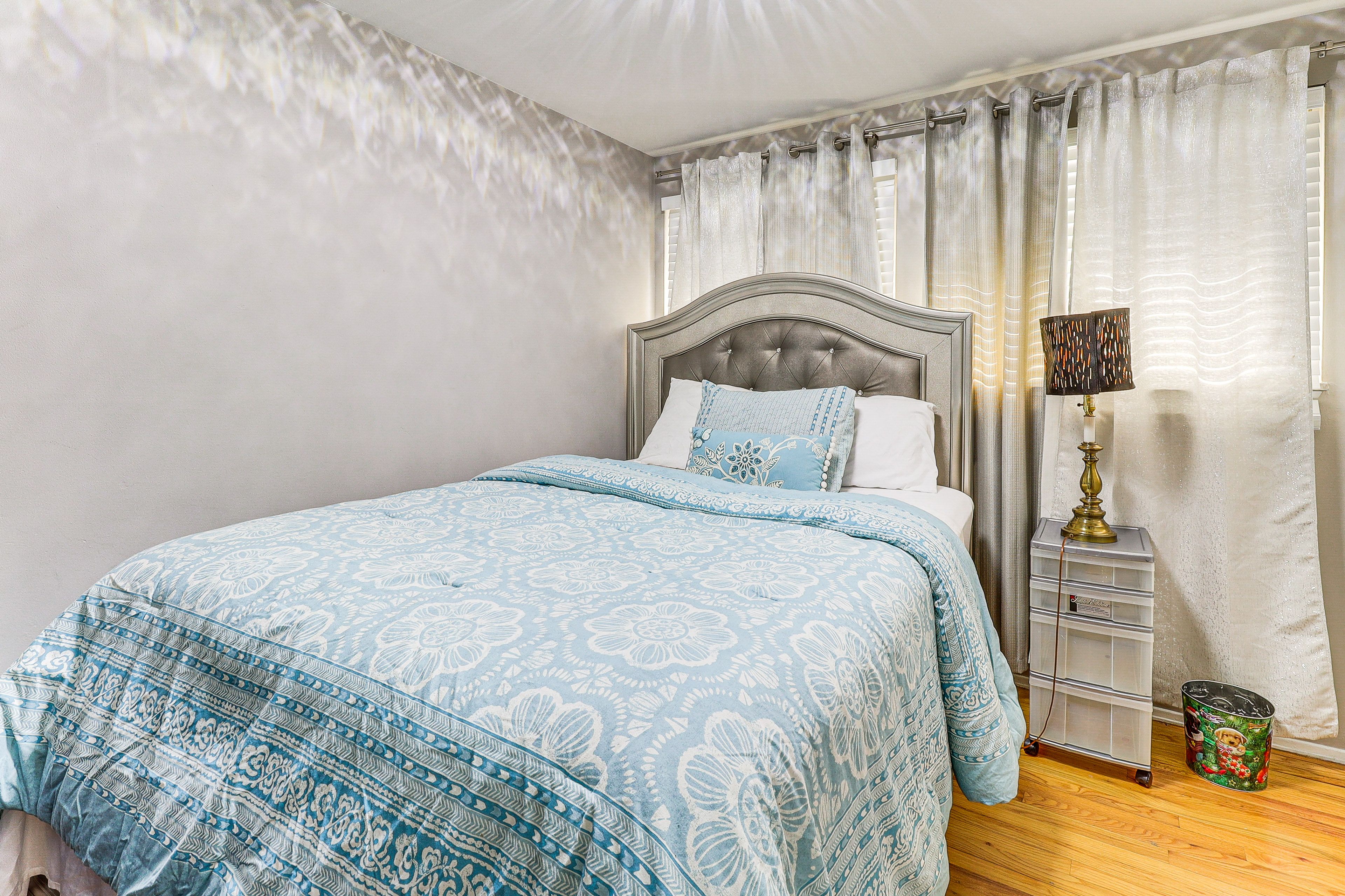 Bedroom 2 | Queen Bed | Main Level