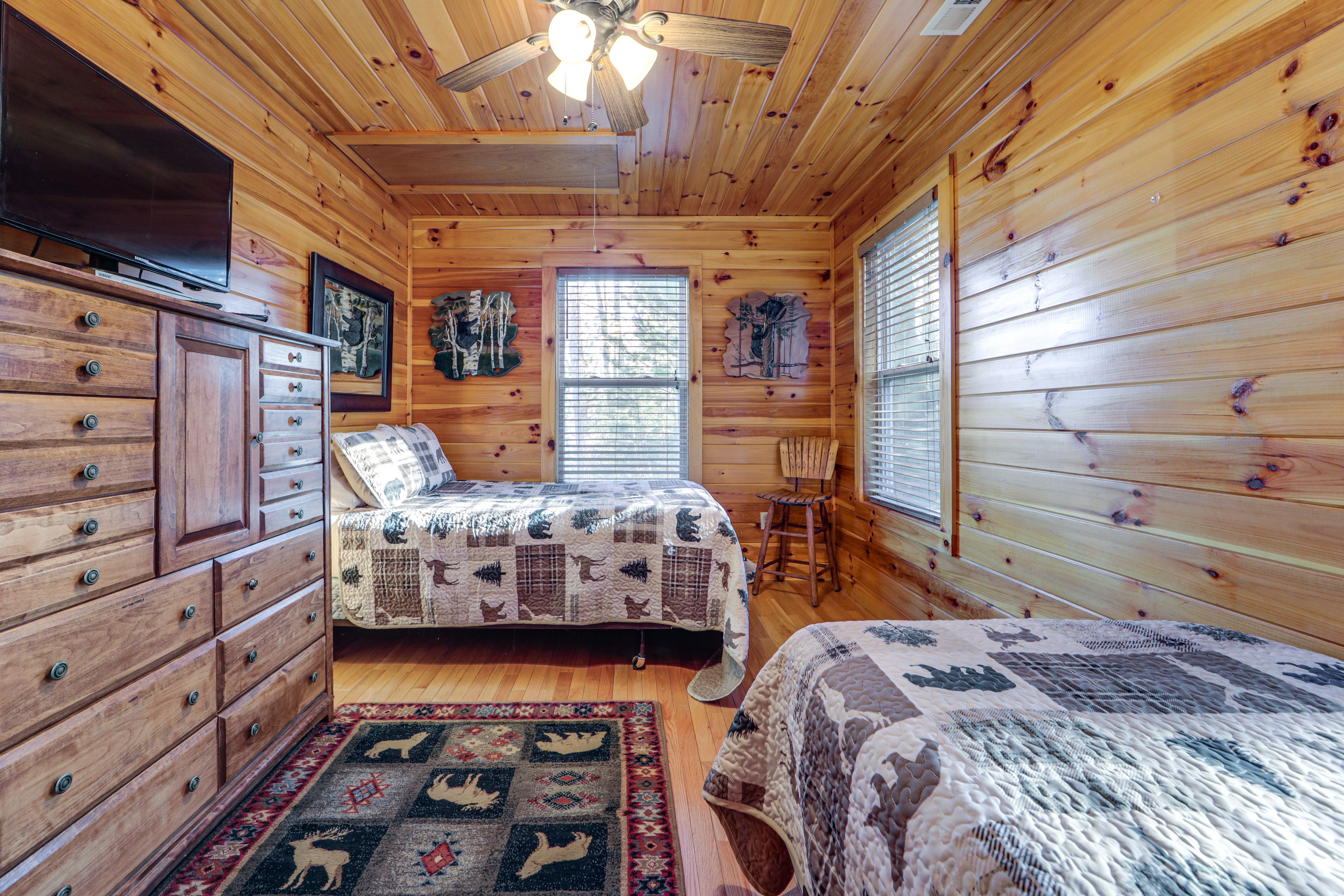 Bedroom 2 | Full Bed | Twin Bed | TV