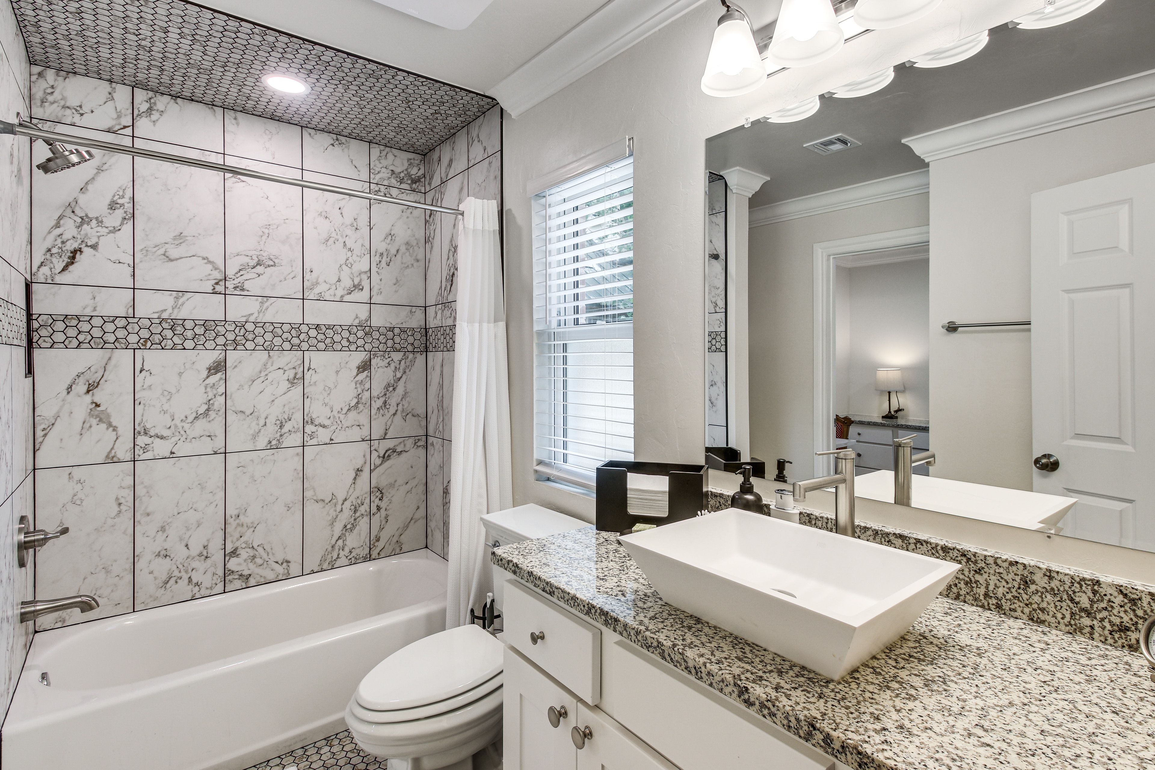 En-Suite Bathroom