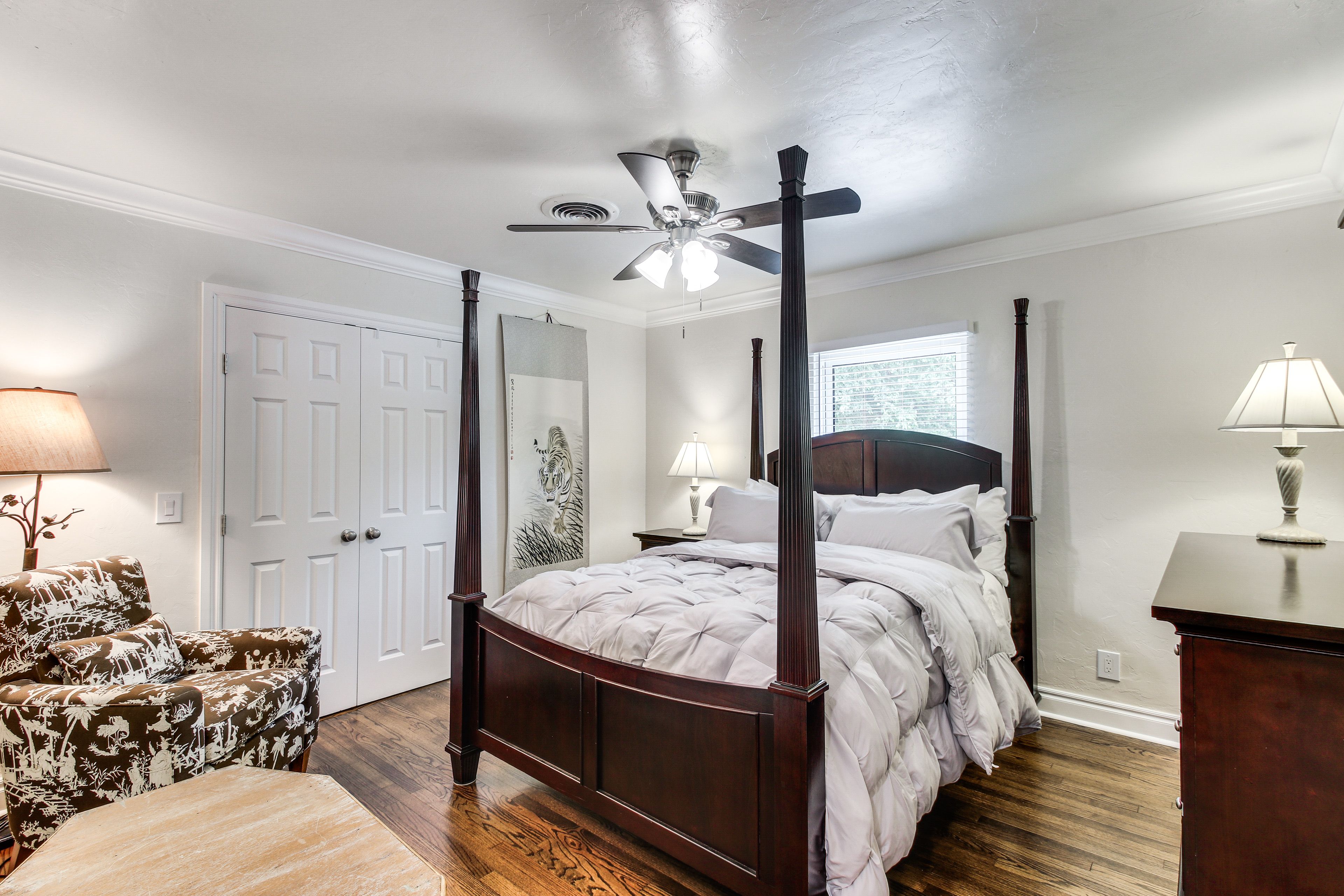 Bedroom 2 | Queen Bed