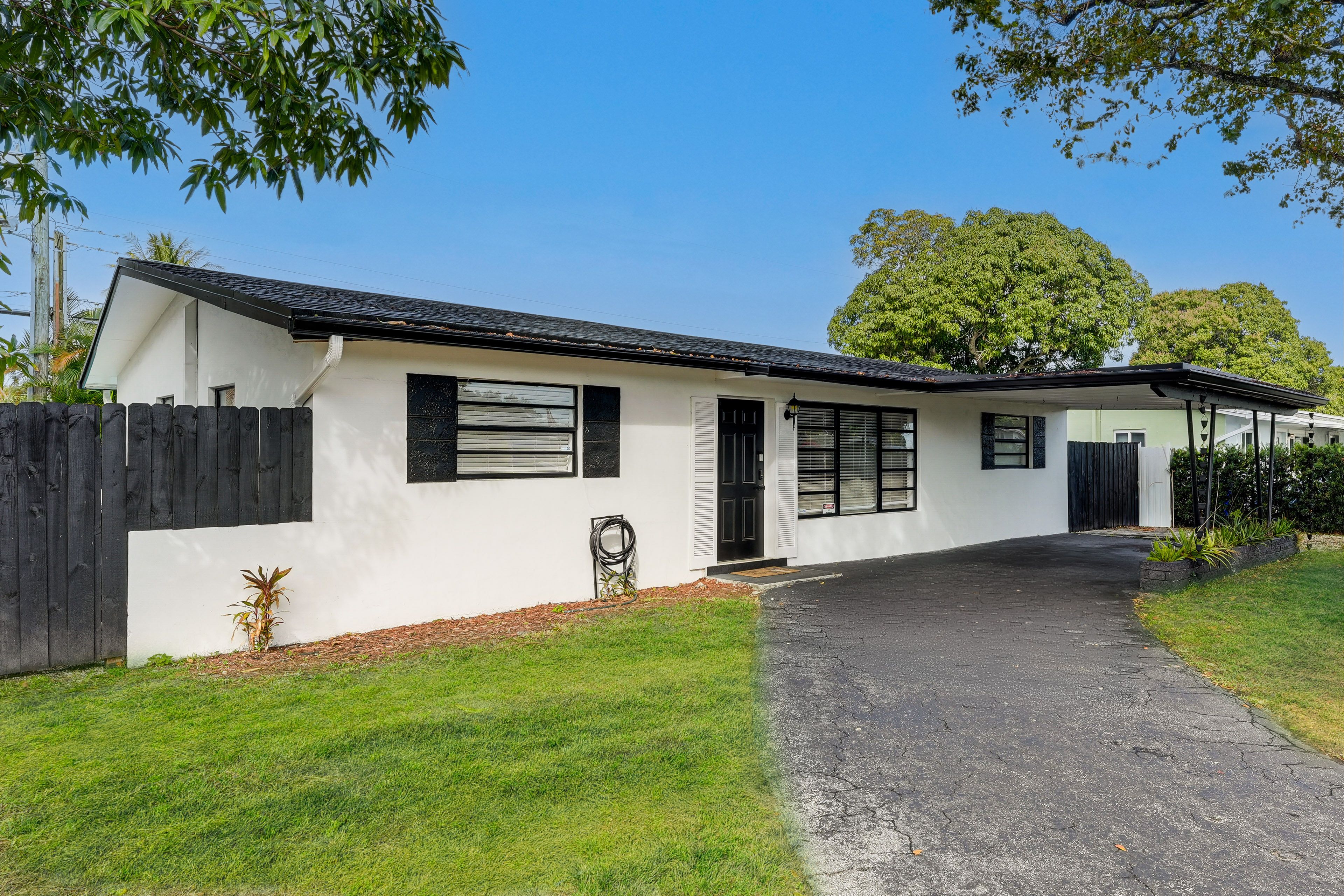 Parking | Driveway (4 Vehicles) | Street Parking (First-Come, First-Served)