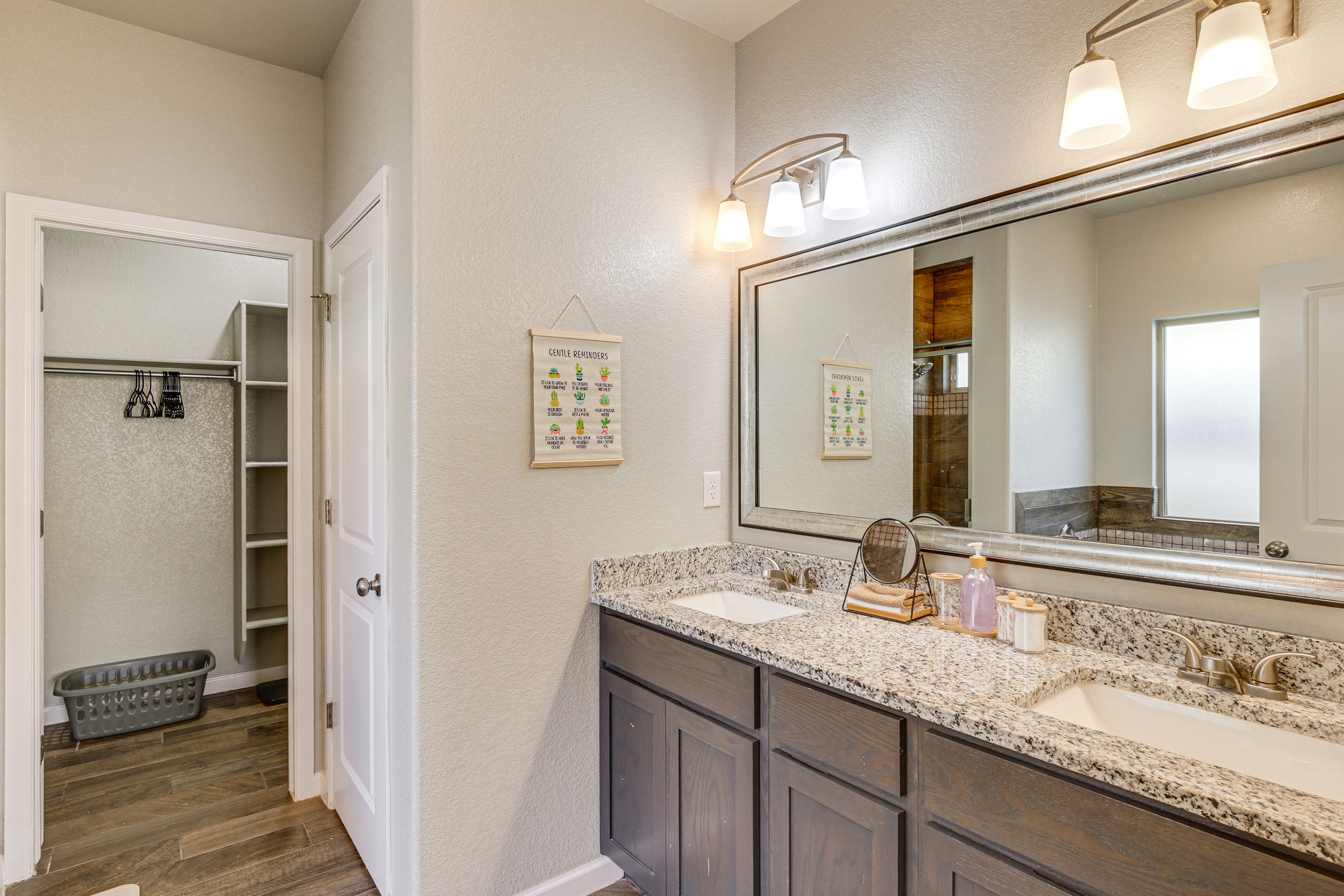 En-Suite Bathroom | Soaking Tub | Shower | Walk-In Closet