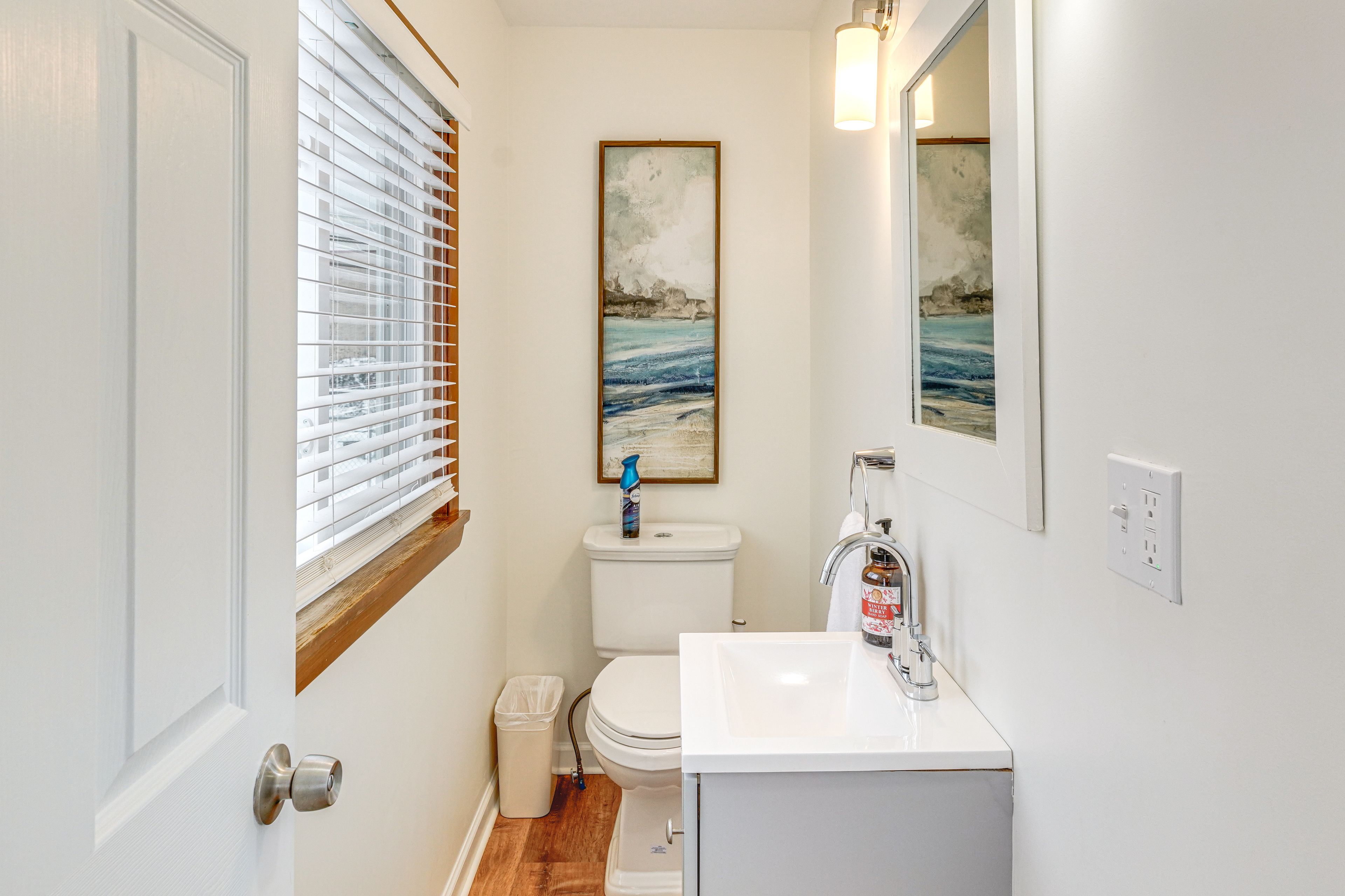 Half Bathroom | 2nd Floor