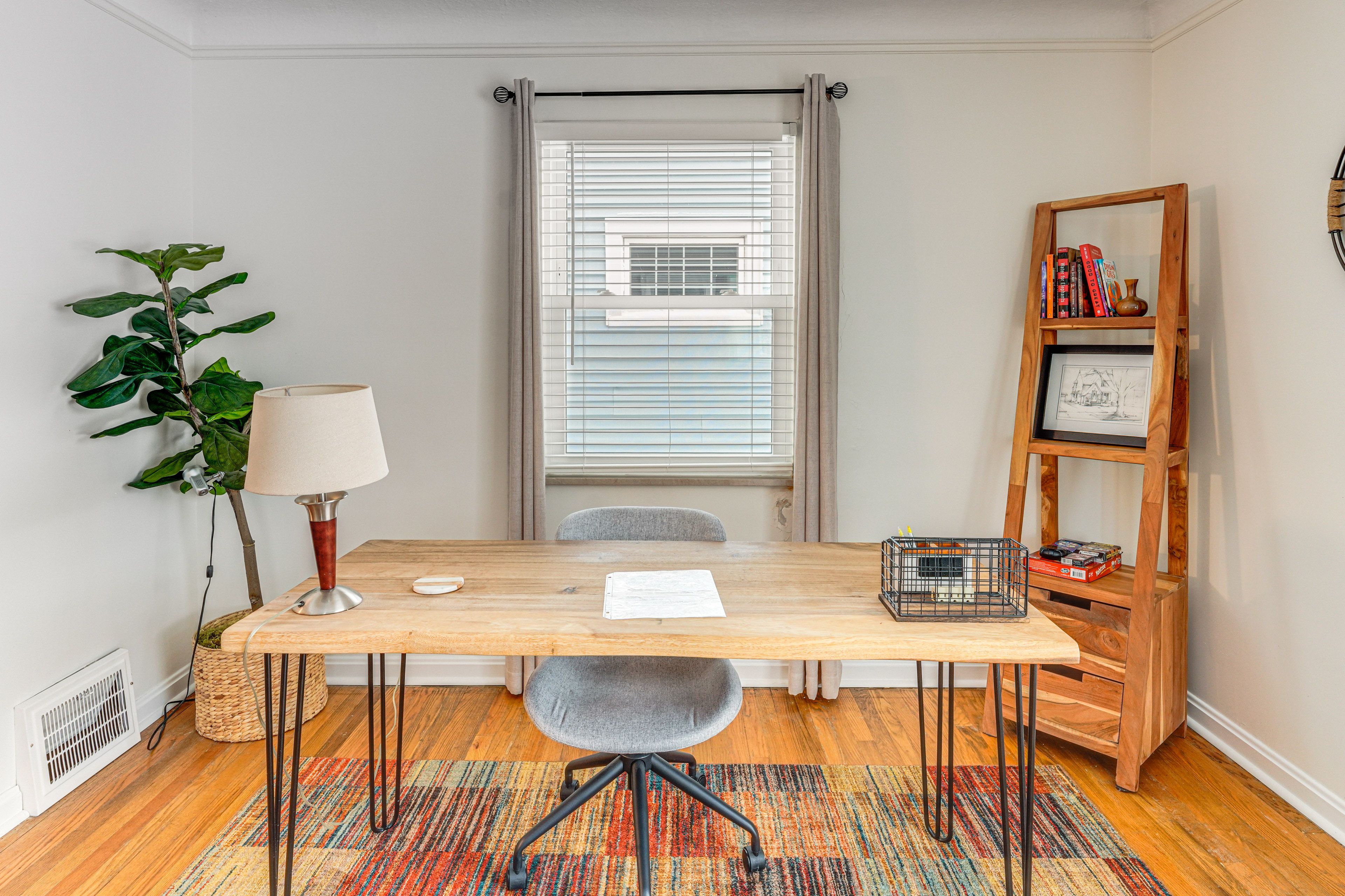 Front Living Area | Laptop Workspace | Free WiFi | 1st Floor