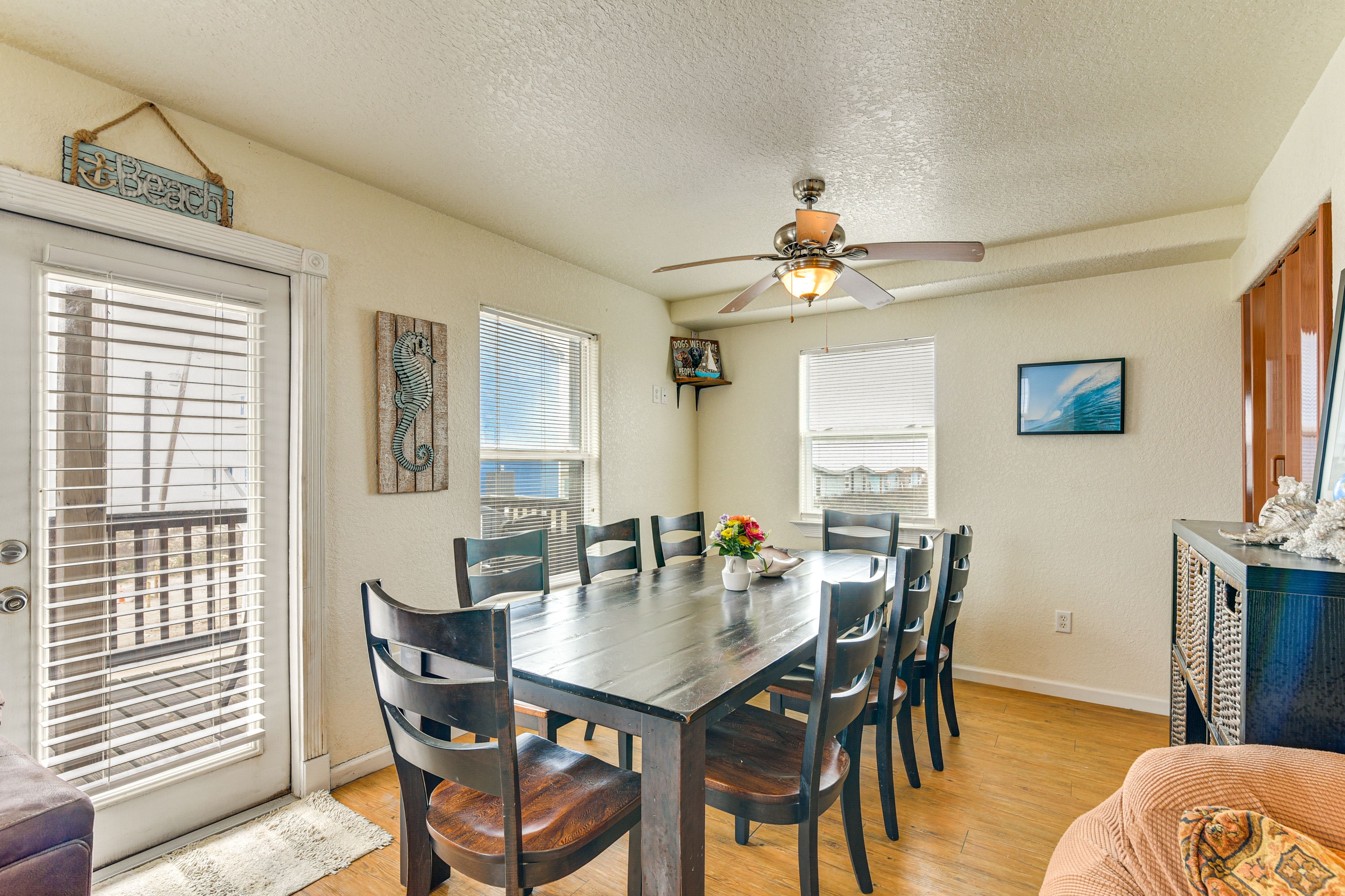 Dining Table | Dishware/Flatware | 1st Floor