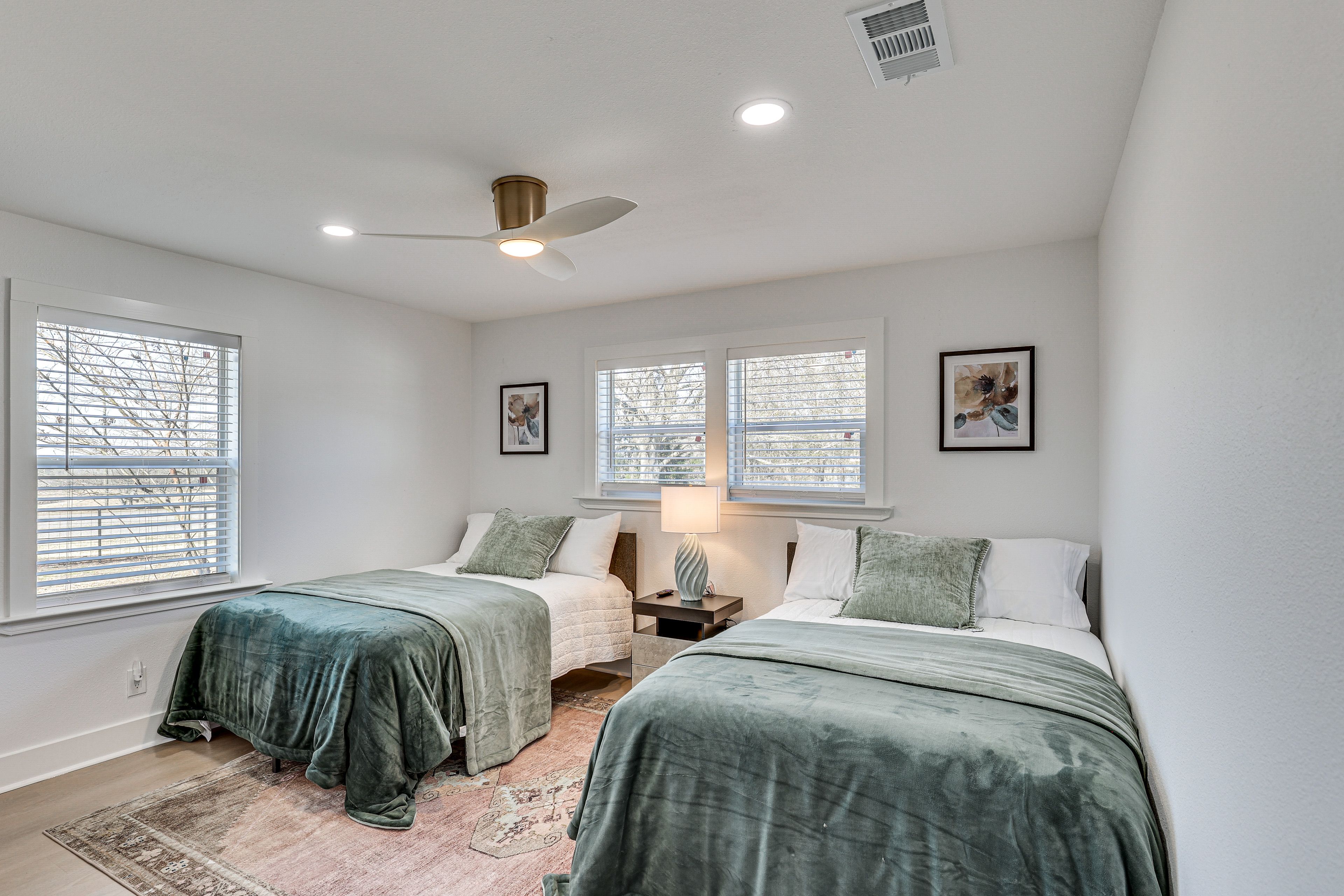 Bedroom 3 | 2 Full Beds