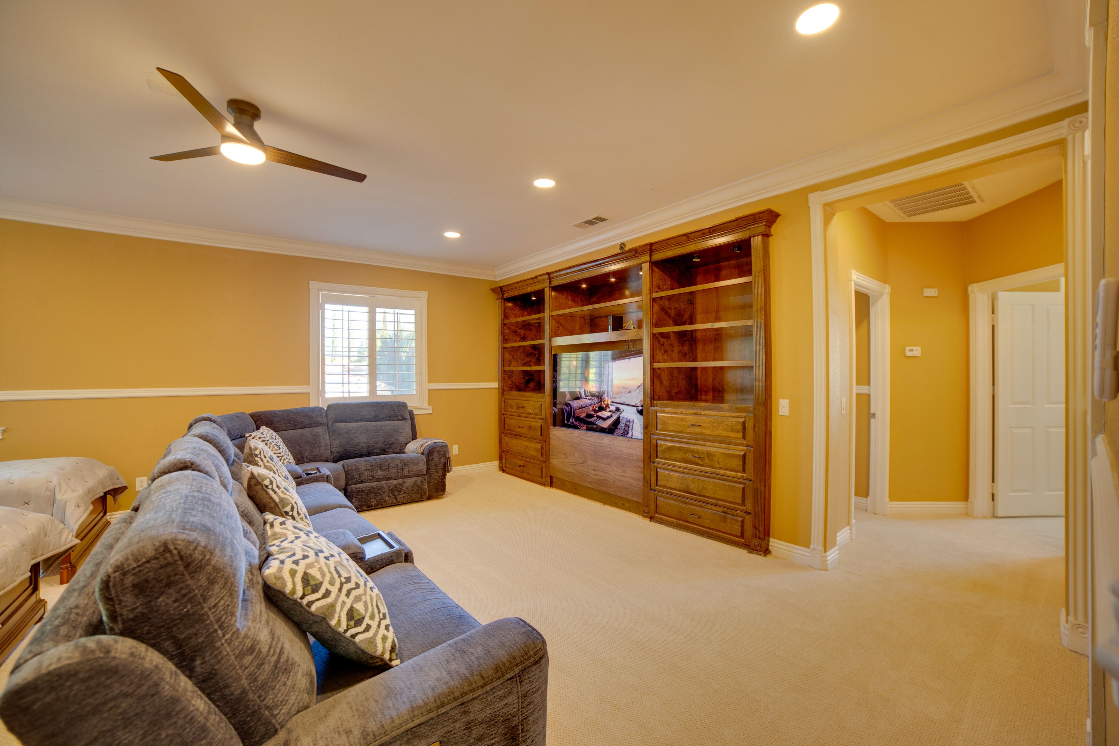 Loft Living Area | 2 Twin Beds | 2nd Floor
