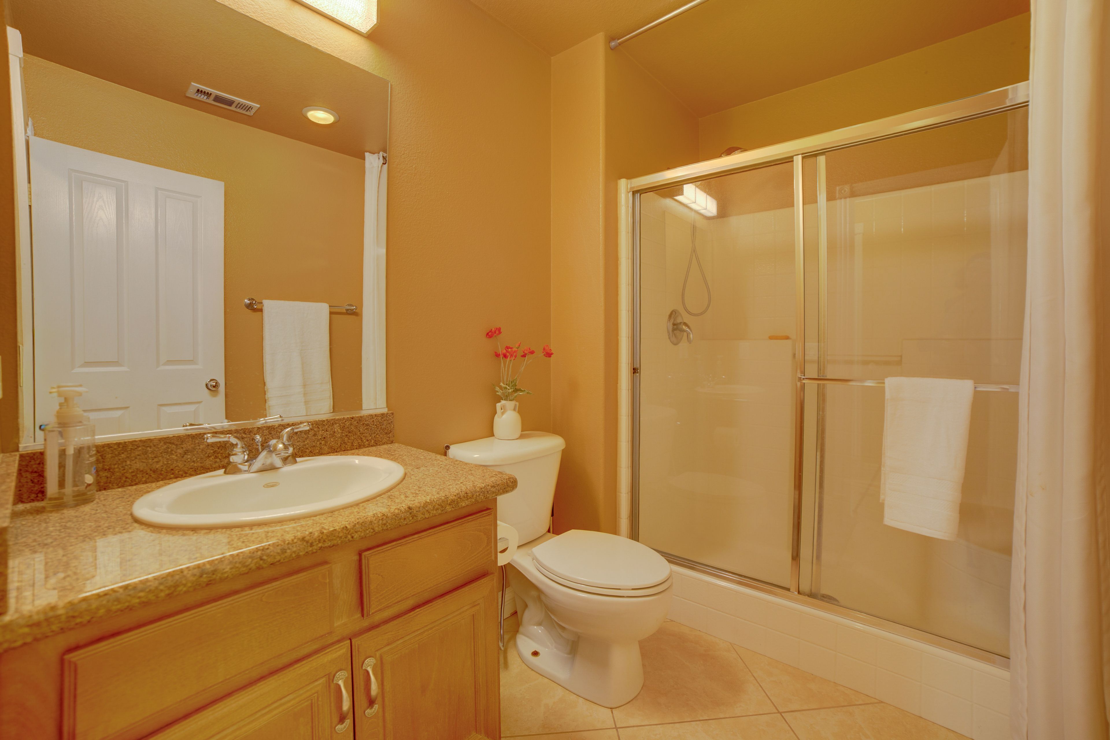 Bathroom | 1st Floor