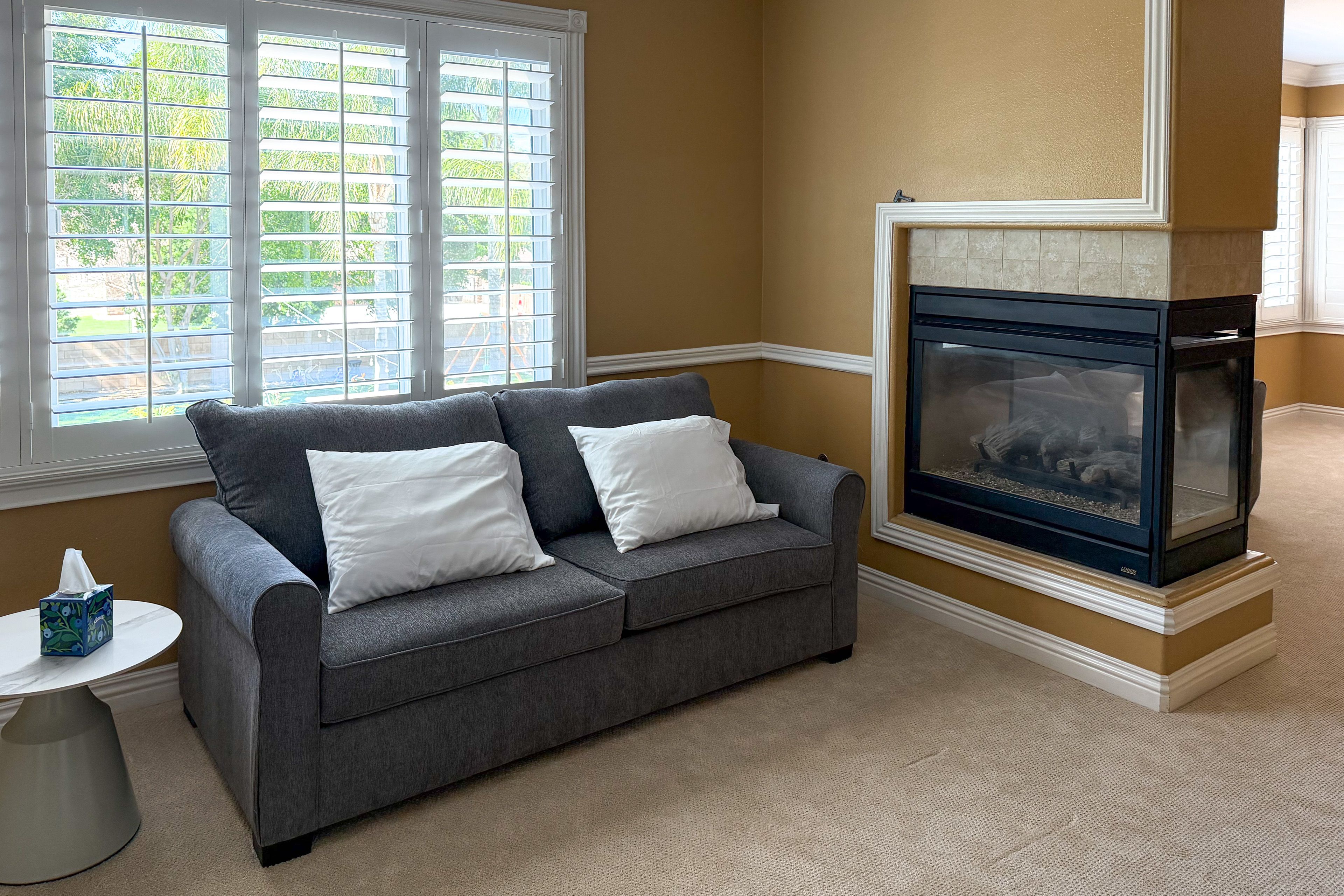2nd-Floor Lounge