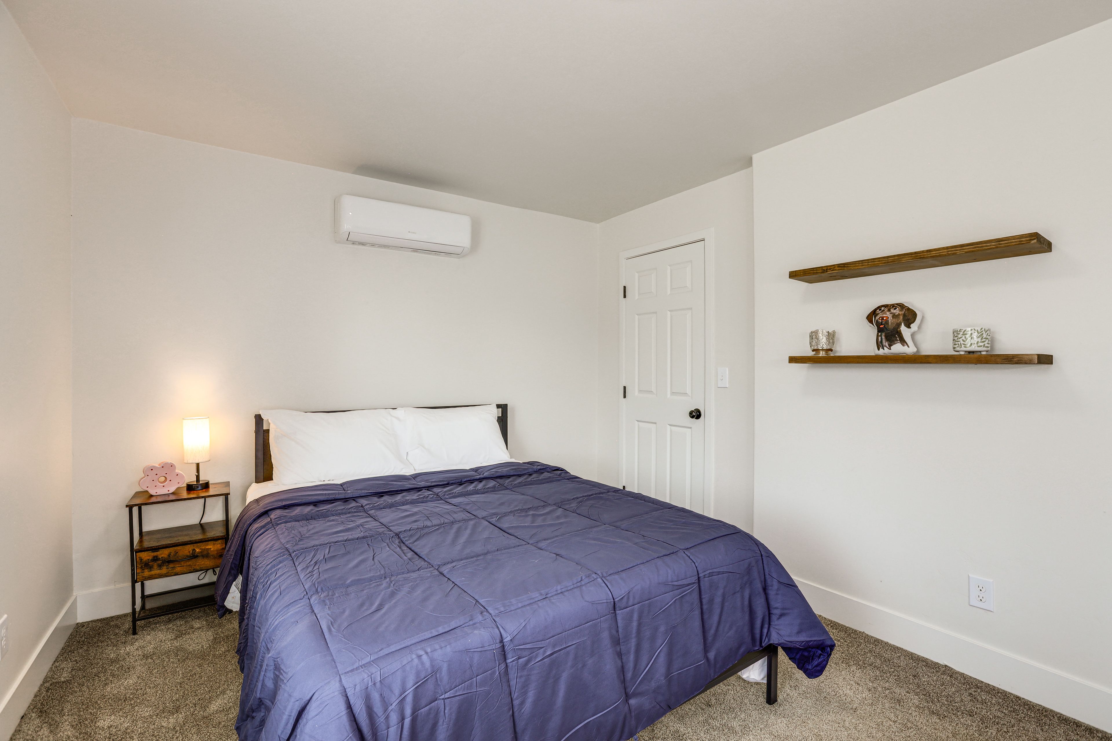 Bedroom 2 | Queen Bed