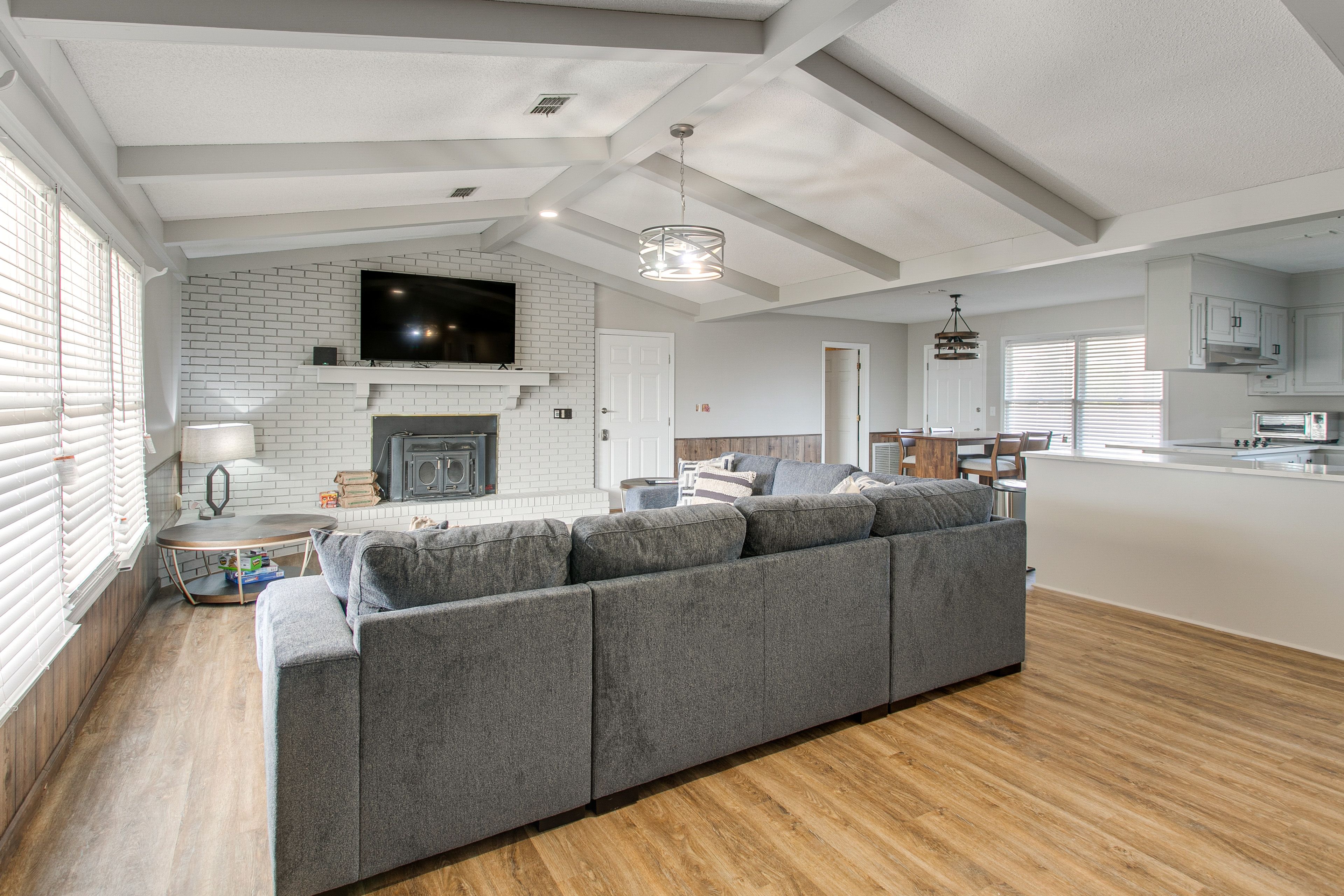 Living Room | Sleeper Sofa