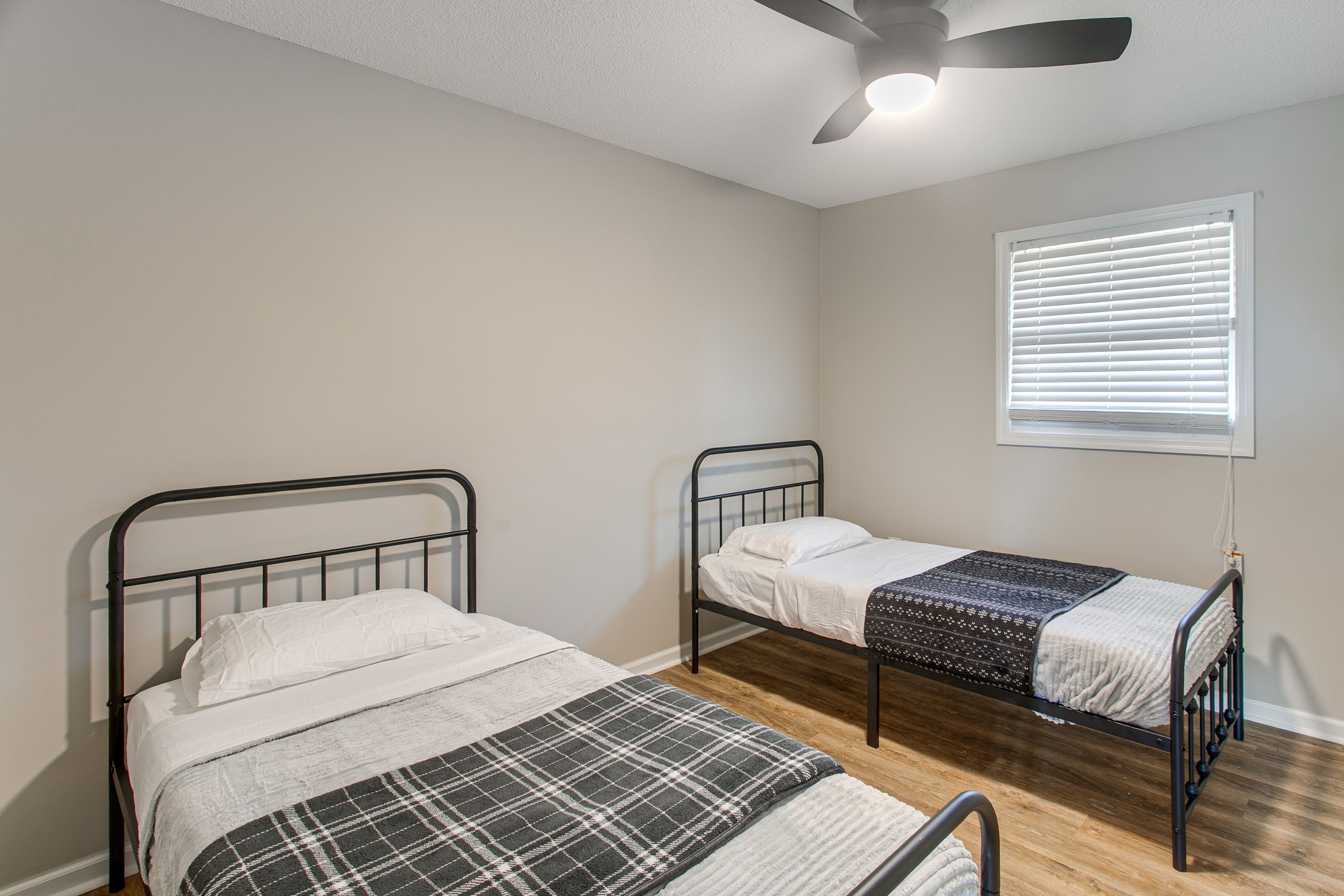 Bedroom 3 | 2 Twin Beds