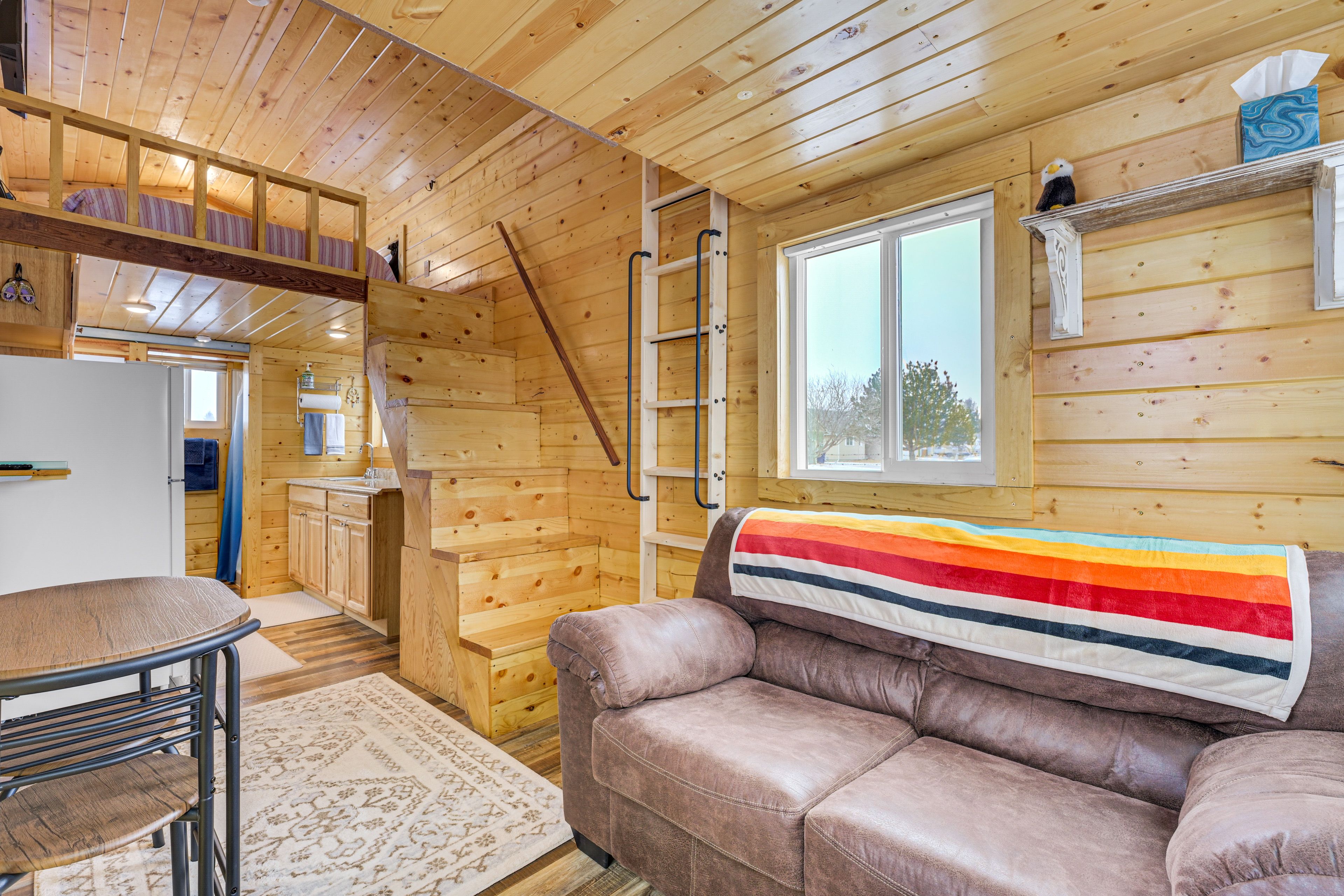 Living Area | Main Level