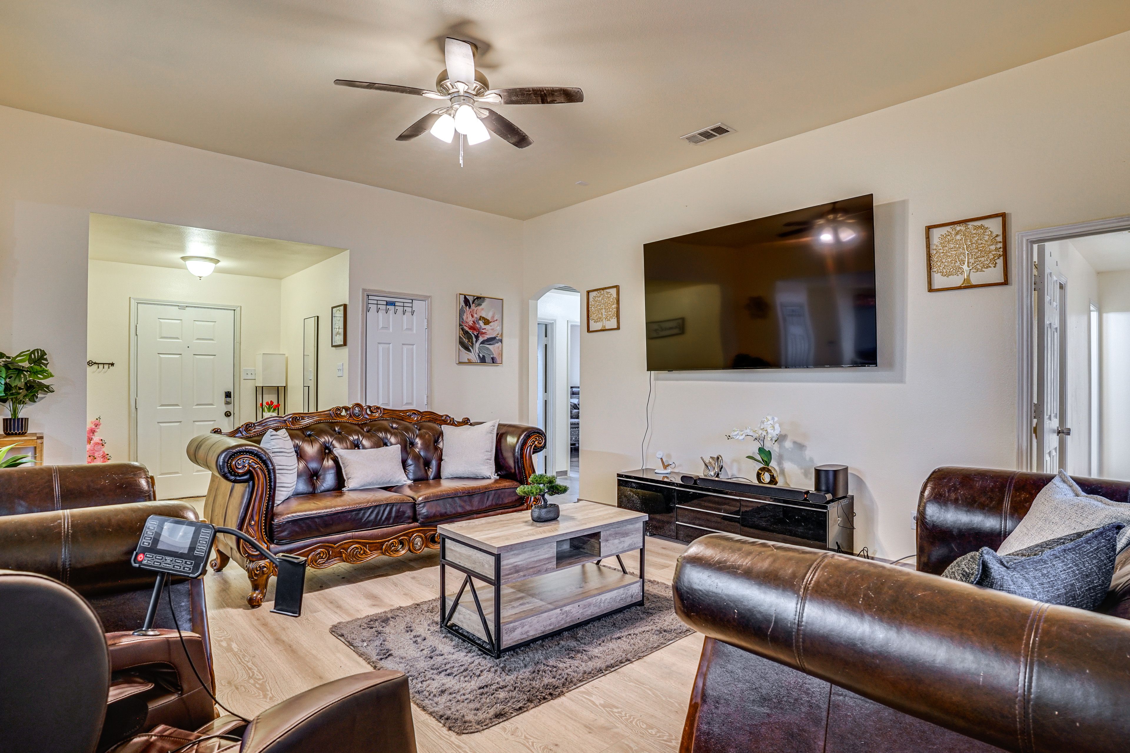 Dallas Vacation Rental | 3BR | 2BA | 1,300 Sq Ft