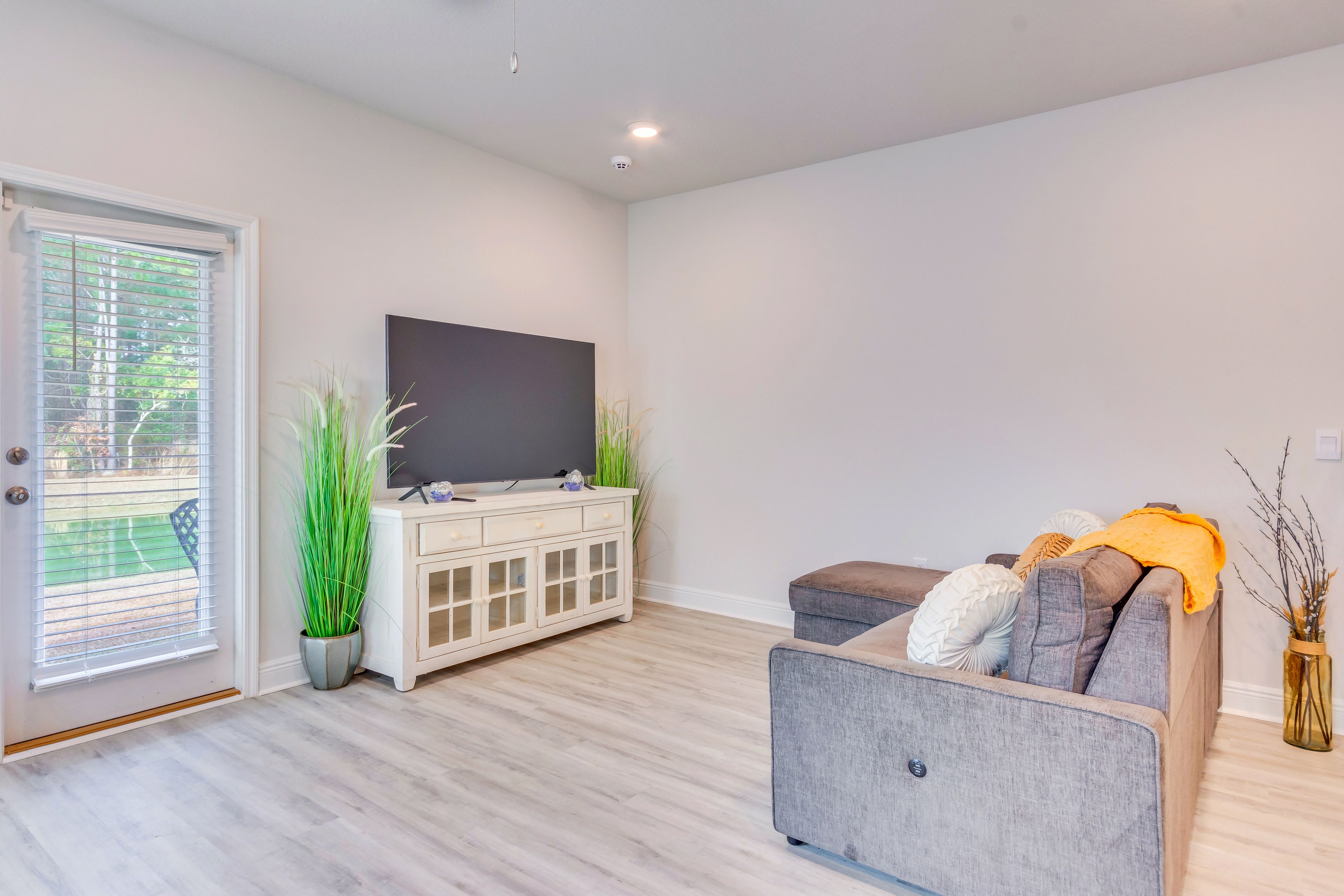 Living Room | 1st Floor